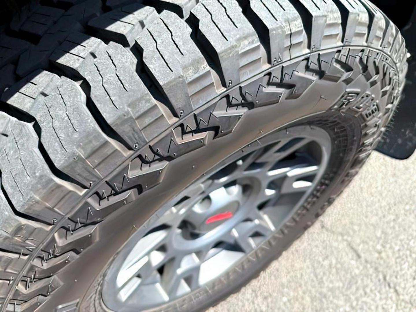2013 Magnetic Gray Metallic /CLOTH Toyota Tacoma (5TFUU4EN9DX) with an 4L V-6 DOHC engine, Manual transmission, located at 1175 N Woodruff Ave, Idaho Falls, ID, 83401, 43.506901, -111.999657 - At Timberline Auto, finding a great deal on your next vehicle is always easy! Our experienced sales staff's goal is to help find you the right vehicle at the right price! Our knowledgeable finance department has options for almost any credit score. We offer extended service contract options to prote - Photo#8