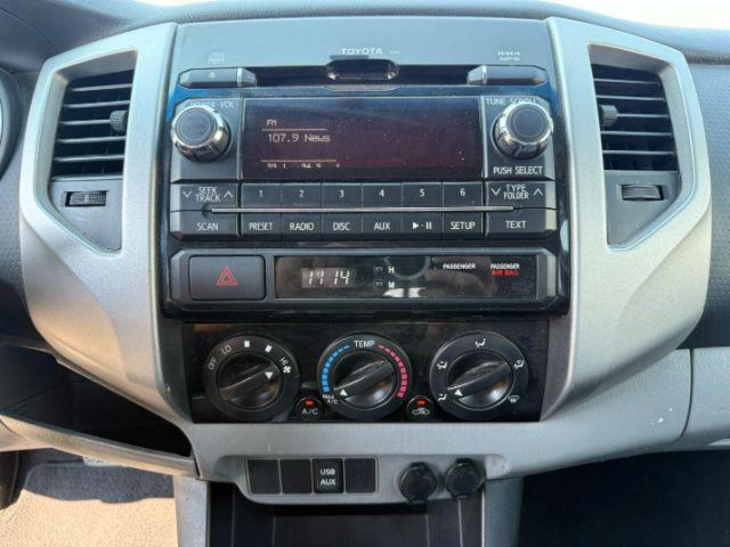 2012 Magnetic Gray Metallic /Graphite Toyota Tacoma (3TMJU4GN1CM) with an 4L V-6 DOHC engine, Automatic transmission, located at 1175 N Woodruff Ave, Idaho Falls, ID, 83401, 43.506901, -111.999657 - At Timberline Auto, finding a great deal on your next vehicle is always easy! Our experienced sales staff's goal is to help find you the right vehicle at the right price! Our knowledgeable finance department has options for almost any credit score. We offer extended service contract options to prote - Photo#37