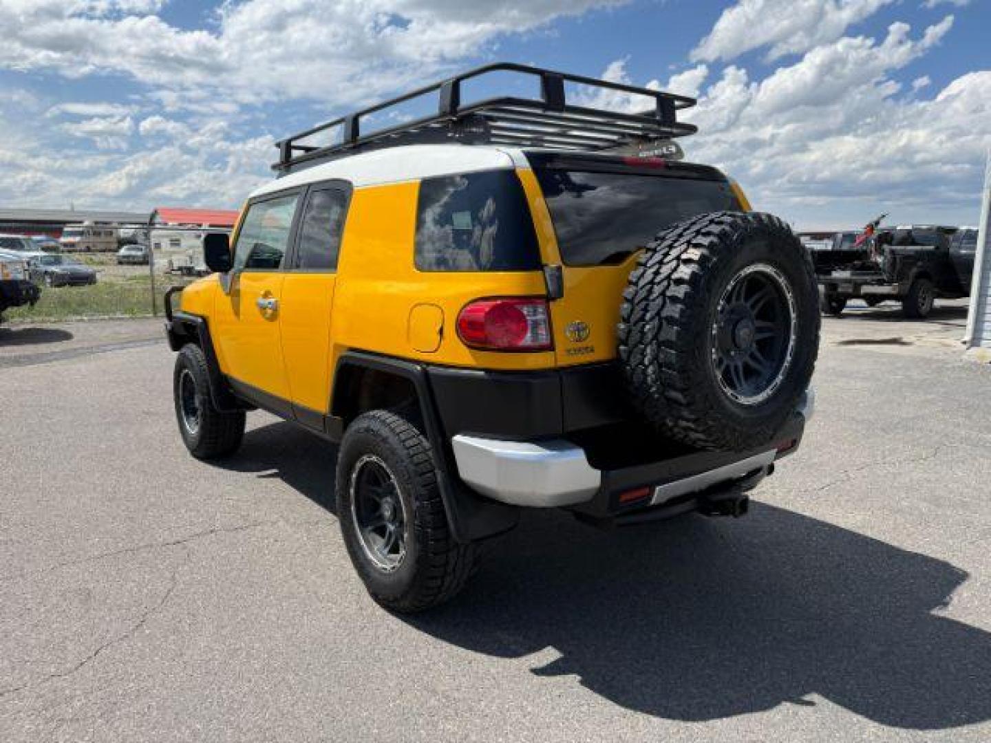2008 YELLOW /CLOTH Toyota FJ Cruiser UTILITY (JTEBU11F48K) with an V6 4.0L engine, AUTOMATIC transmission, located at 1235 N Woodruff Ave., Idaho Falls, 83401, (208) 523-1053, 43.507172, -112.000488 - At Timberline Auto, finding a great deal on your next vehicle is always easy! Our experienced sales staff's goal is to help find you the right vehicle at the right price! Our knowledgeable finance department has options for almost any credit score. We offer extended service contract options to prote - Photo#2