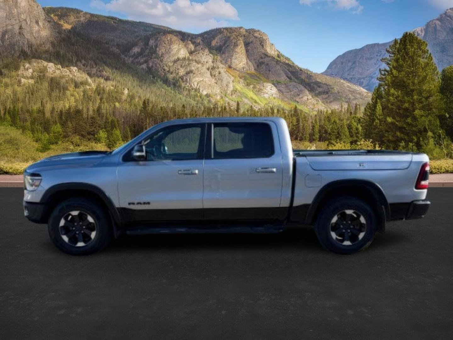 2020 GRAY /LEATHER Ram 1500 REBEL (1C6SRFLTOLN) with an 5.7 engine, AUTOMATIC transmission, located at 1235 N Woodruff Ave., Idaho Falls, 83401, (208) 523-1053, 43.507172, -112.000488 - At Timberline Auto, finding a great deal on your next vehicle is always easy! Our experienced sales staff's goal is to help find you the right vehicle at the right price! Our knowledgeable finance department has options for almost any credit score. We offer extended service contract options to prote - Photo#1