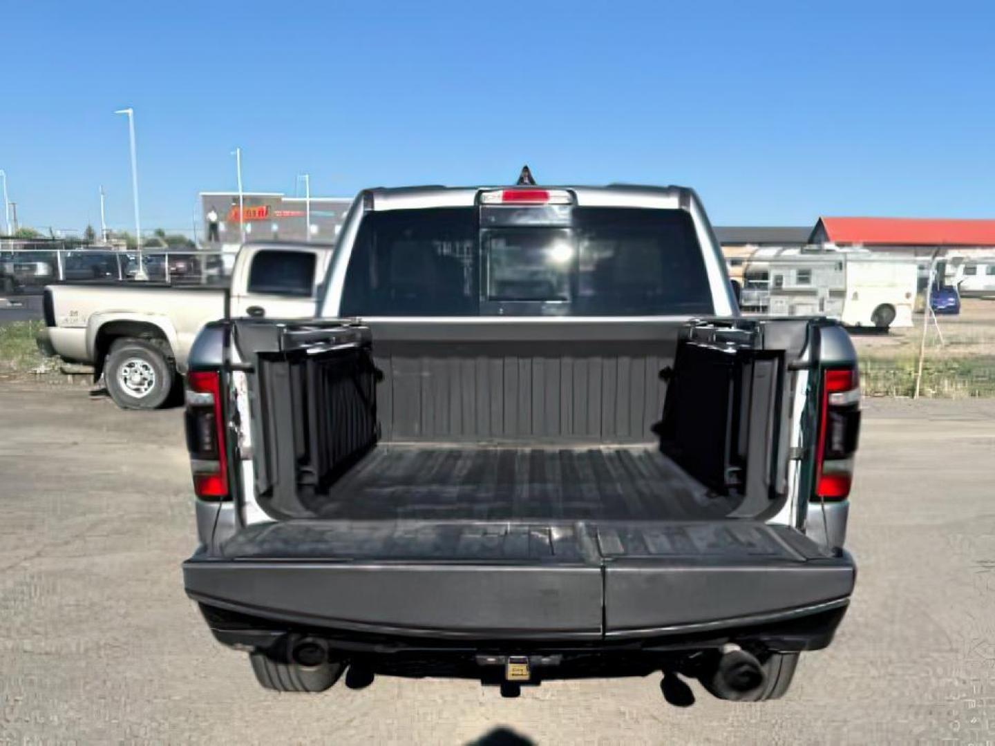2020 GRAY /LEATHER Ram 1500 REBEL (1C6SRFLTOLN) with an 5.7 engine, AUTOMATIC transmission, located at 1235 N Woodruff Ave., Idaho Falls, 83401, (208) 523-1053, 43.507172, -112.000488 - At Timberline Auto, finding a great deal on your next vehicle is always easy! Our experienced sales staff's goal is to help find you the right vehicle at the right price! Our knowledgeable finance department has options for almost any credit score. We offer extended service contract options to prote - Photo#5