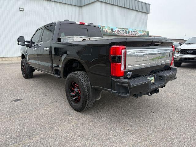 2024 Agate Black Metallic /Black Onyx Ford F-350 PLATINUM/TREMOR (1FT8W3BMXRE) with an Powerstroke 6.7L V-8 diesel direct injection engine, AUTOMATIC transmission, located at 1235 N Woodruff Ave., Idaho Falls, 83401, (208) 523-1053, 43.507172, -112.000488 - At Timberline Auto, finding a great deal on your next vehicle is always easy! Our experienced sales staff's goal is to help find you the right vehicle at the right price! Our knowledgeable finance department has options for almost any credit score. We offer extended service contract options to prote- Photo#29
