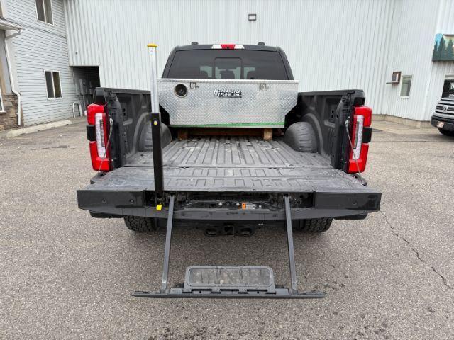 2024 Agate Black Metallic /Black Onyx Ford F-350 PLATINUM/TREMOR (1FT8W3BMXRE) with an Powerstroke 6.7L V-8 diesel direct injection engine, AUTOMATIC transmission, located at 1235 N Woodruff Ave., Idaho Falls, 83401, (208) 523-1053, 43.507172, -112.000488 - At Timberline Auto, finding a great deal on your next vehicle is always easy! Our experienced sales staff's goal is to help find you the right vehicle at the right price! Our knowledgeable finance department has options for almost any credit score. We offer extended service contract options to prote- Photo#32