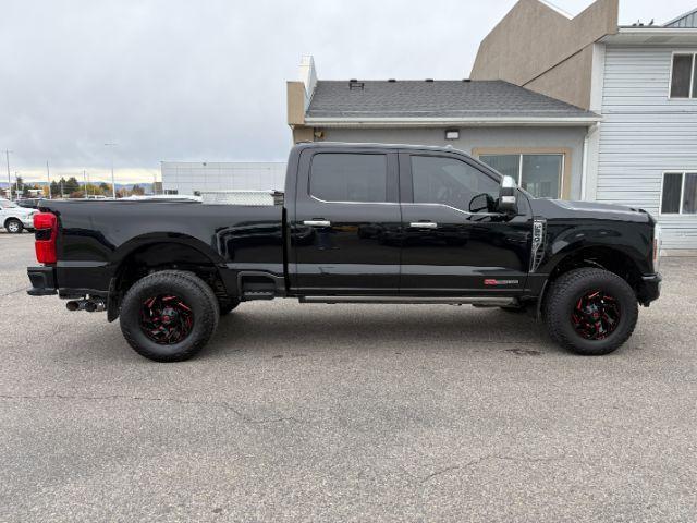 2024 Agate Black Metallic /Black Onyx Ford F-350 PLATINUM/TREMOR (1FT8W3BMXRE) with an Powerstroke 6.7L V-8 diesel direct injection engine, AUTOMATIC transmission, located at 1235 N Woodruff Ave., Idaho Falls, 83401, (208) 523-1053, 43.507172, -112.000488 - At Timberline Auto, finding a great deal on your next vehicle is always easy! Our experienced sales staff's goal is to help find you the right vehicle at the right price! Our knowledgeable finance department has options for almost any credit score. We offer extended service contract options to prote- Photo#34