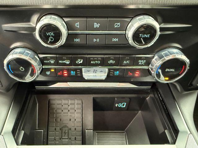 2024 Agate Black Metallic /Black Onyx Ford F-350 PLATINUM/TREMOR (1FT8W3BMXRE) with an Powerstroke 6.7L V-8 diesel direct injection engine, AUTOMATIC transmission, located at 1235 N Woodruff Ave., Idaho Falls, 83401, (208) 523-1053, 43.507172, -112.000488 - At Timberline Auto, finding a great deal on your next vehicle is always easy! Our experienced sales staff's goal is to help find you the right vehicle at the right price! Our knowledgeable finance department has options for almost any credit score. We offer extended service contract options to prote- Photo#45
