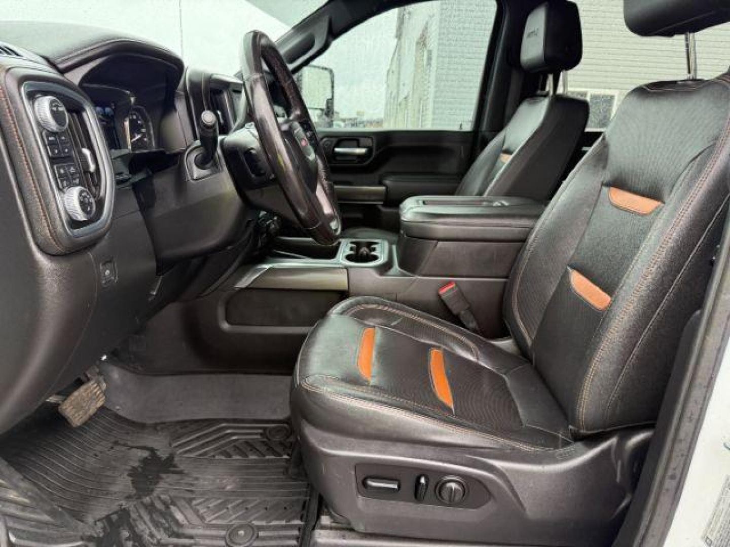 2020 Summit White /Jet Black w/Kalahari Accents GMC Sierra 2500HD 4WD Crew Cab Standard Bed AT4 (1GT49PEY8LF) with an Duramax 6.6L V-8 diesel direct injection engine, AUTOMATIC transmission, located at 1235 N Woodruff Ave., Idaho Falls, 83401, (208) 523-1053, 43.507172, -112.000488 - At Timberline Auto, finding a great deal on your next vehicle is always easy! Our experienced sales staff's goal is to help find you the right vehicle at the right price! Our knowledgeable finance department has options for almost any credit score. We offer extended service contract options to prote - Photo#11
