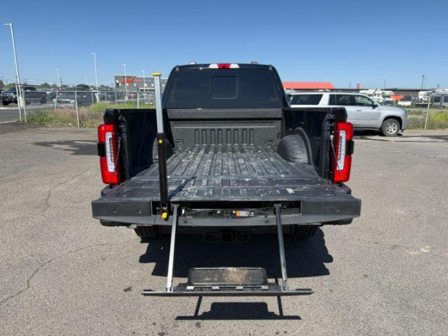 2024 Agate Black Metallic /Black Onyx Ford F-350 Platinum (1FT8W3BT7RE) with an Powerstroke 6.7L V-8 diesel direct injection engine, AUTOMATIC transmission, located at 1235 N Woodruff Ave., Idaho Falls, 83401, (208) 523-1053, 43.507172, -112.000488 - Photo#5