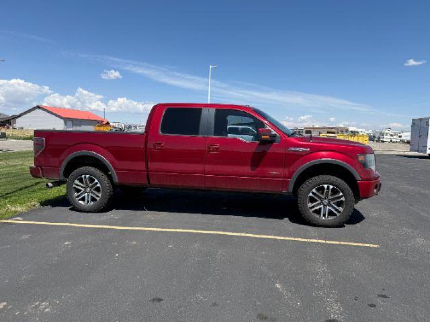 2014 RED /Black Ford F-150 XLT SuperCrew 6.5-ft. Bed 4WD (1FTFW1ET8EF) with an 3.5 engine, AUTOMATIC transmission, located at 1235 N Woodruff Ave., Idaho Falls, 83401, (208) 523-1053, 43.507172, -112.000488 - At Timberline Auto, finding a great deal on your next vehicle is always easy! Our experienced sales staff's goal is to help find you the right vehicle at the right price! Our knowledgeable finance department has options for almost any credit score. We offer extended service contract options to prote - Photo#0