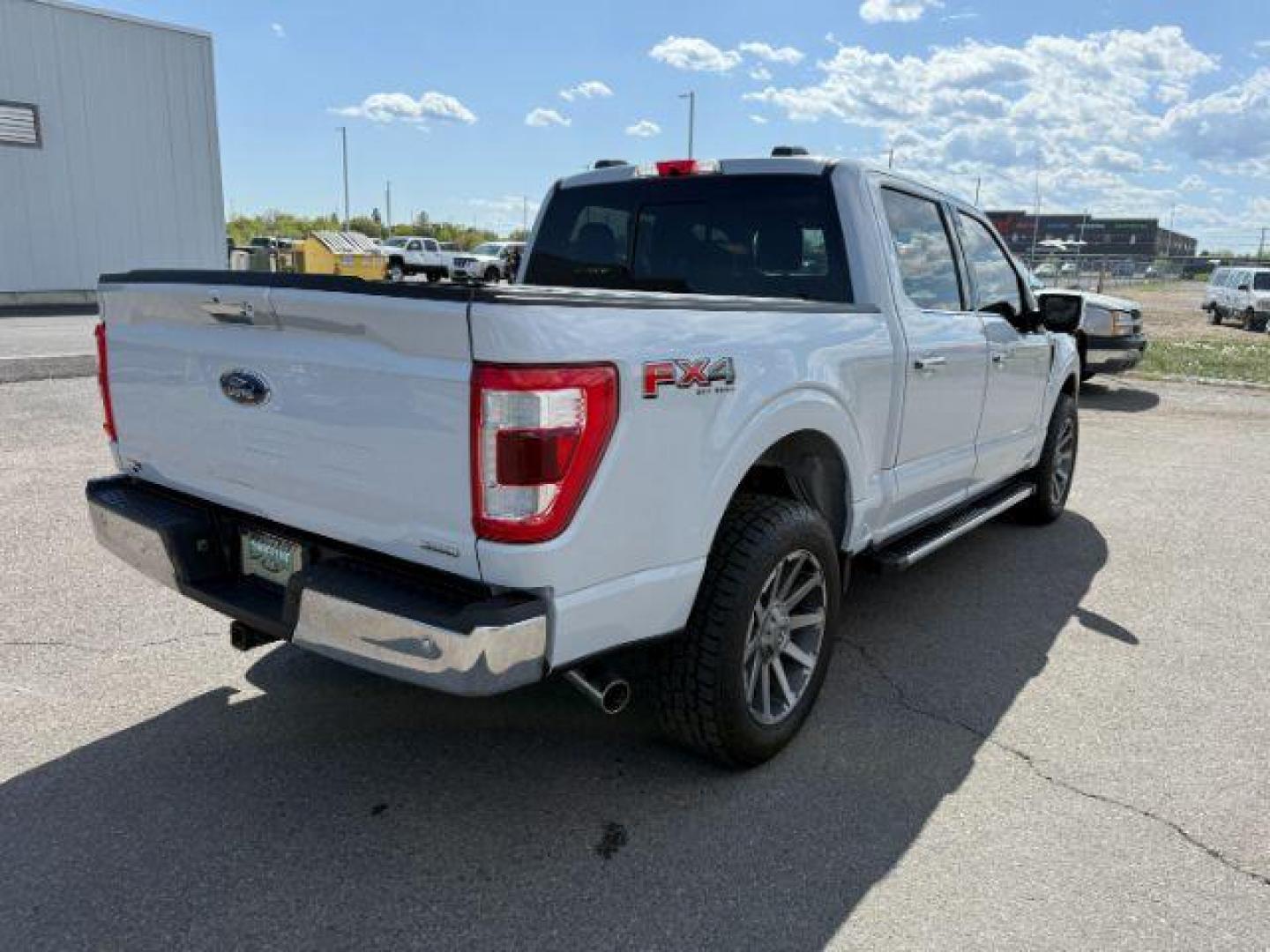 2021 WHITE /BLACK Ford F-150 LARIAT (1FTFW1E80MK) with an 3.5L engine, AUTOMATIC transmission, located at 1235 N Woodruff Ave., Idaho Falls, 83401, (208) 523-1053, 43.507172, -112.000488 - At Timberline Auto, finding a great deal on your next vehicle is always easy! Our experienced sales staff's goal is to help find you the right vehicle at the right price! Our knowledgeable finance department has options for almost any credit score. We offer extended service contract options to prote - Photo#6
