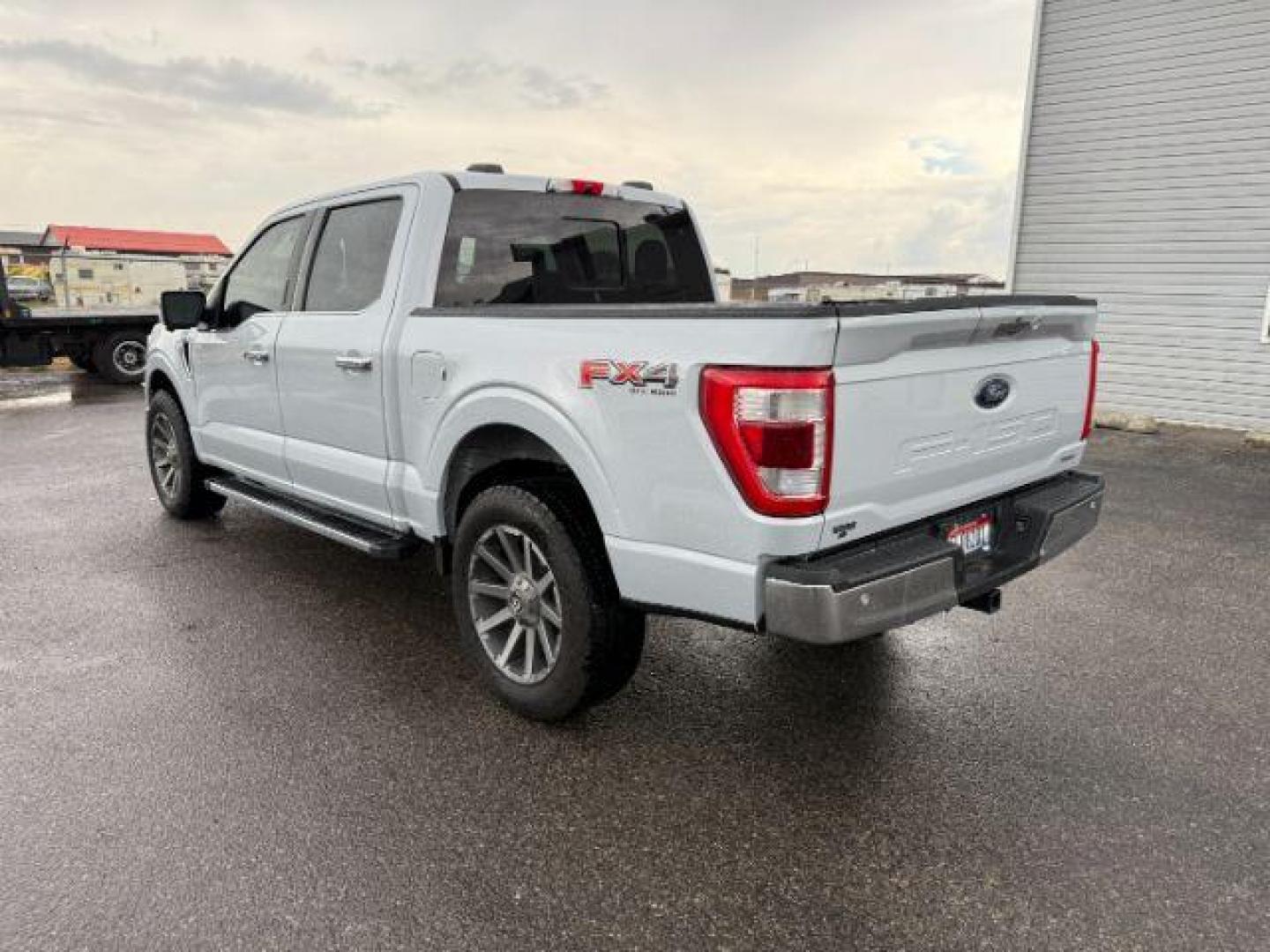 2021 WHITE /Black Ford F-150 (1FTFW1E80MK) with an EcoBoost 35L V-6 portdirect injection engine, Automatic transmission, located at 1175 N Woodruff Ave, Idaho Falls, ID, 83401, 43.506901, -111.999657 - At Timberline Auto, finding a great deal on your next vehicle is always easy! Our experienced sales staff's goal is to help find you the right vehicle at the right price! Our knowledgeable finance department has options for almost any credit score. We offer extended service contract options to prote - Photo#27