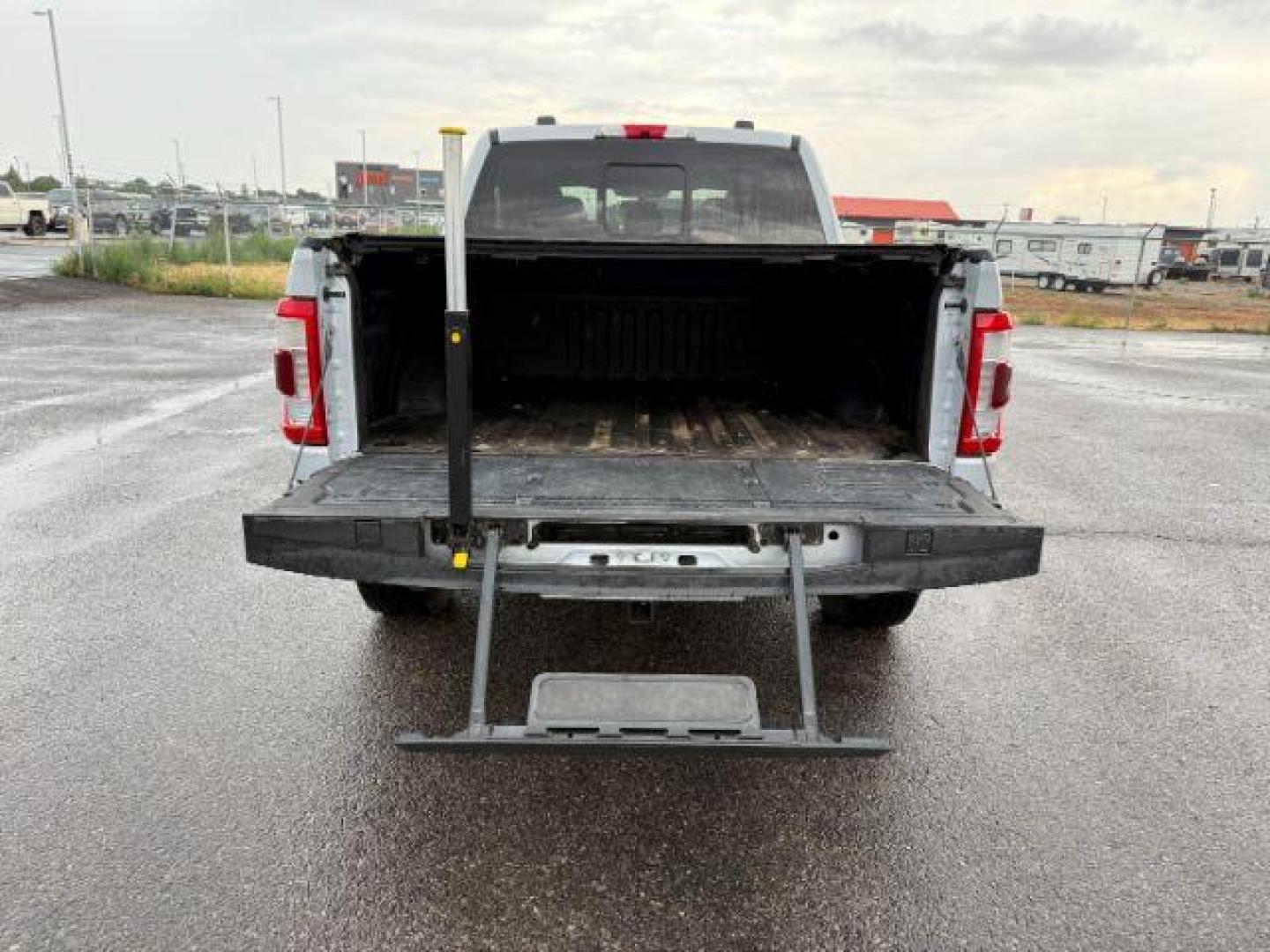 2021 WHITE /Black Ford F-150 (1FTFW1E80MK) with an EcoBoost 35L V-6 portdirect injection engine, Automatic transmission, located at 1175 N Woodruff Ave, Idaho Falls, ID, 83401, 43.506901, -111.999657 - At Timberline Auto, finding a great deal on your next vehicle is always easy! Our experienced sales staff's goal is to help find you the right vehicle at the right price! Our knowledgeable finance department has options for almost any credit score. We offer extended service contract options to prote - Photo#30