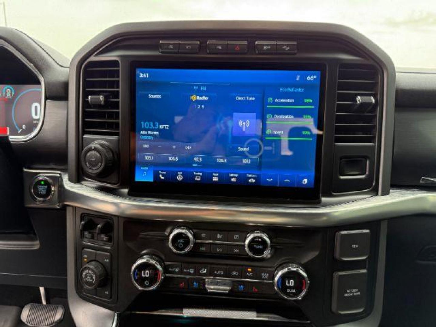 2021 WHITE /Black Ford F-150 (1FTFW1E80MK) with an EcoBoost 35L V-6 portdirect injection engine, Automatic transmission, located at 1175 N Woodruff Ave, Idaho Falls, ID, 83401, 43.506901, -111.999657 - At Timberline Auto, finding a great deal on your next vehicle is always easy! Our experienced sales staff's goal is to help find you the right vehicle at the right price! Our knowledgeable finance department has options for almost any credit score. We offer extended service contract options to prote - Photo#40