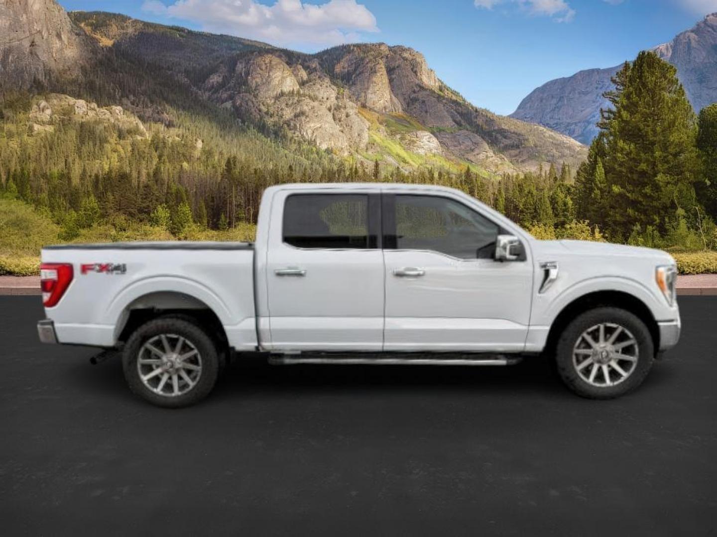 2021 WHITE /Black Ford F-150 (1FTFW1E80MK) with an EcoBoost 35L V-6 portdirect injection engine, Automatic transmission, located at 1175 N Woodruff Ave, Idaho Falls, ID, 83401, 43.506901, -111.999657 - At Timberline Auto, finding a great deal on your next vehicle is always easy! Our experienced sales staff's goal is to help find you the right vehicle at the right price! Our knowledgeable finance department has options for almost any credit score. We offer extended service contract options to prote - Photo#7