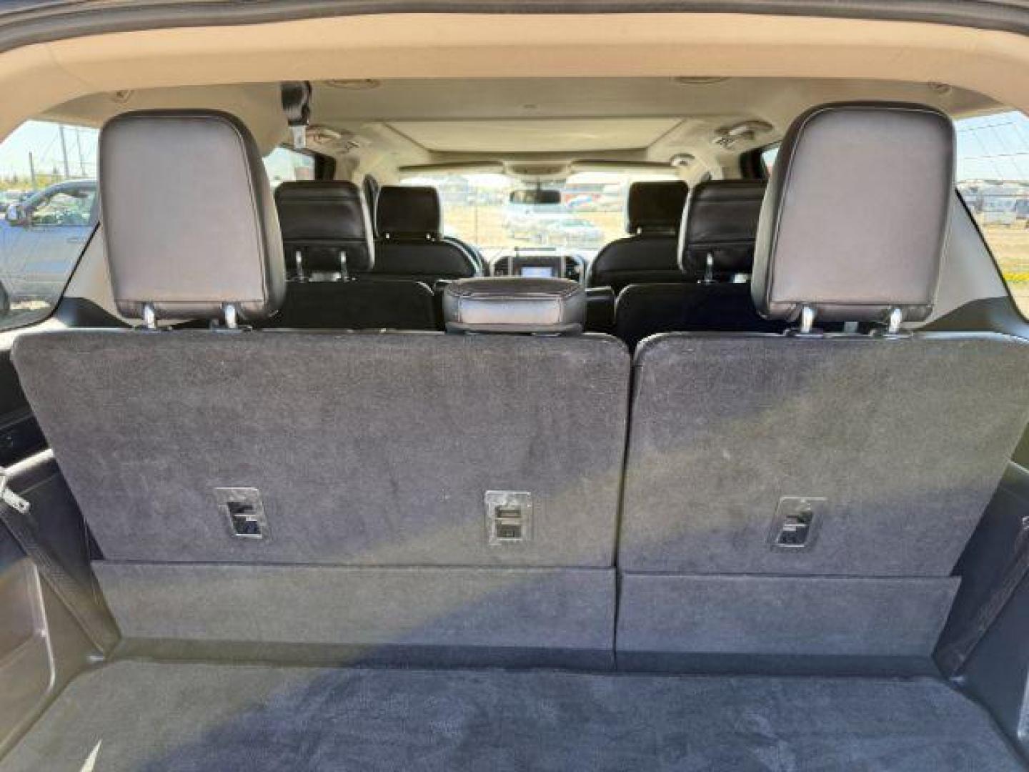 2019 BLACK /LEATHER Ford Expedition Platinum 4WD (1FMJU1MT0KE) with an 3.5L V6 DOHC 24V FFV engine, 6-Speed Automatic transmission, located at 1235 N Woodruff Ave., Idaho Falls, 83401, (208) 523-1053, 43.507172, -112.000488 - Photo#8