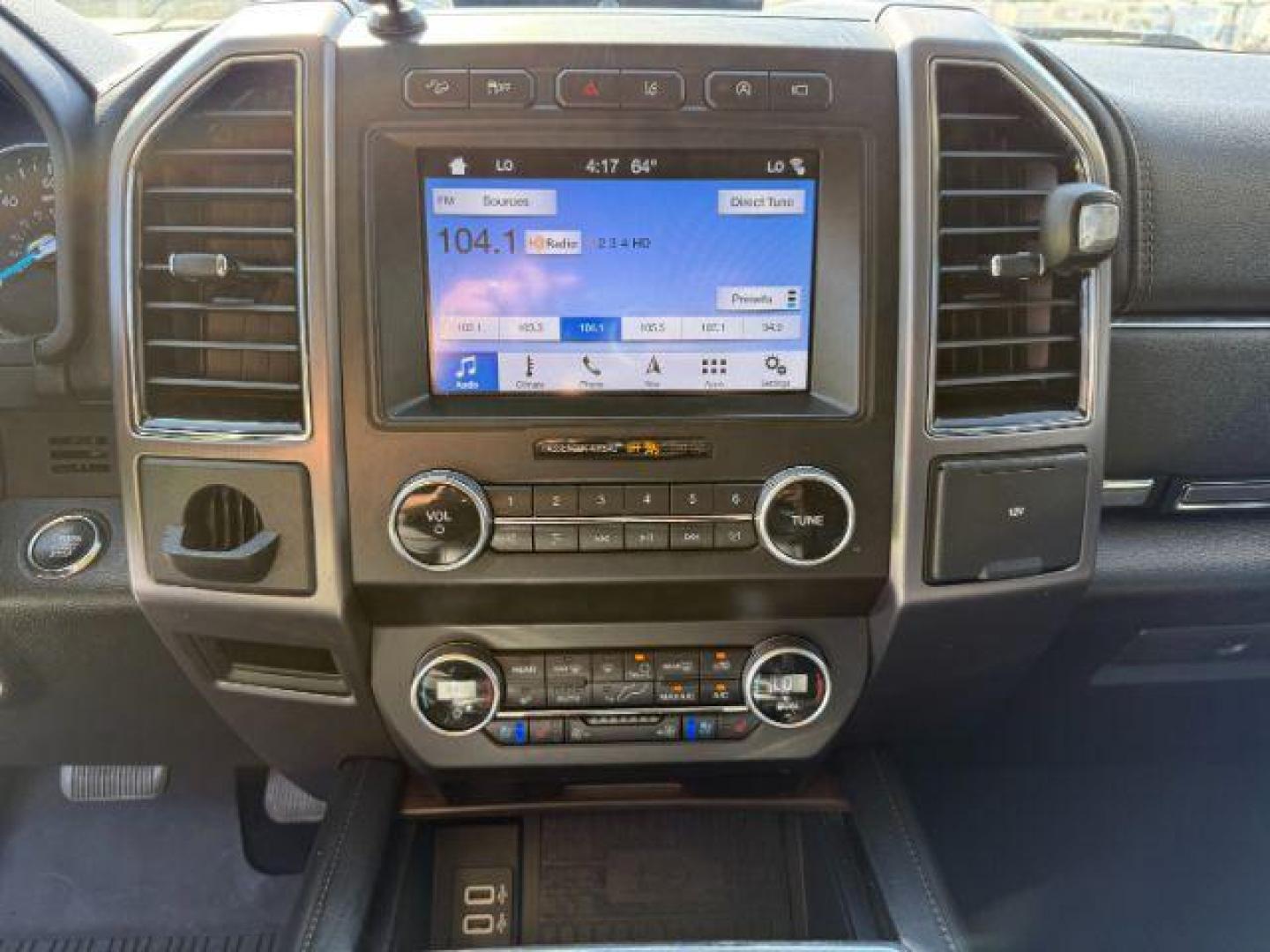 2019 BLACK /LEATHER Ford Expedition Platinum 4WD (1FMJU1MT0KE) with an 3.5L V6 DOHC 24V FFV engine, 6-Speed Automatic transmission, located at 1235 N Woodruff Ave., Idaho Falls, 83401, (208) 523-1053, 43.507172, -112.000488 - Photo#18