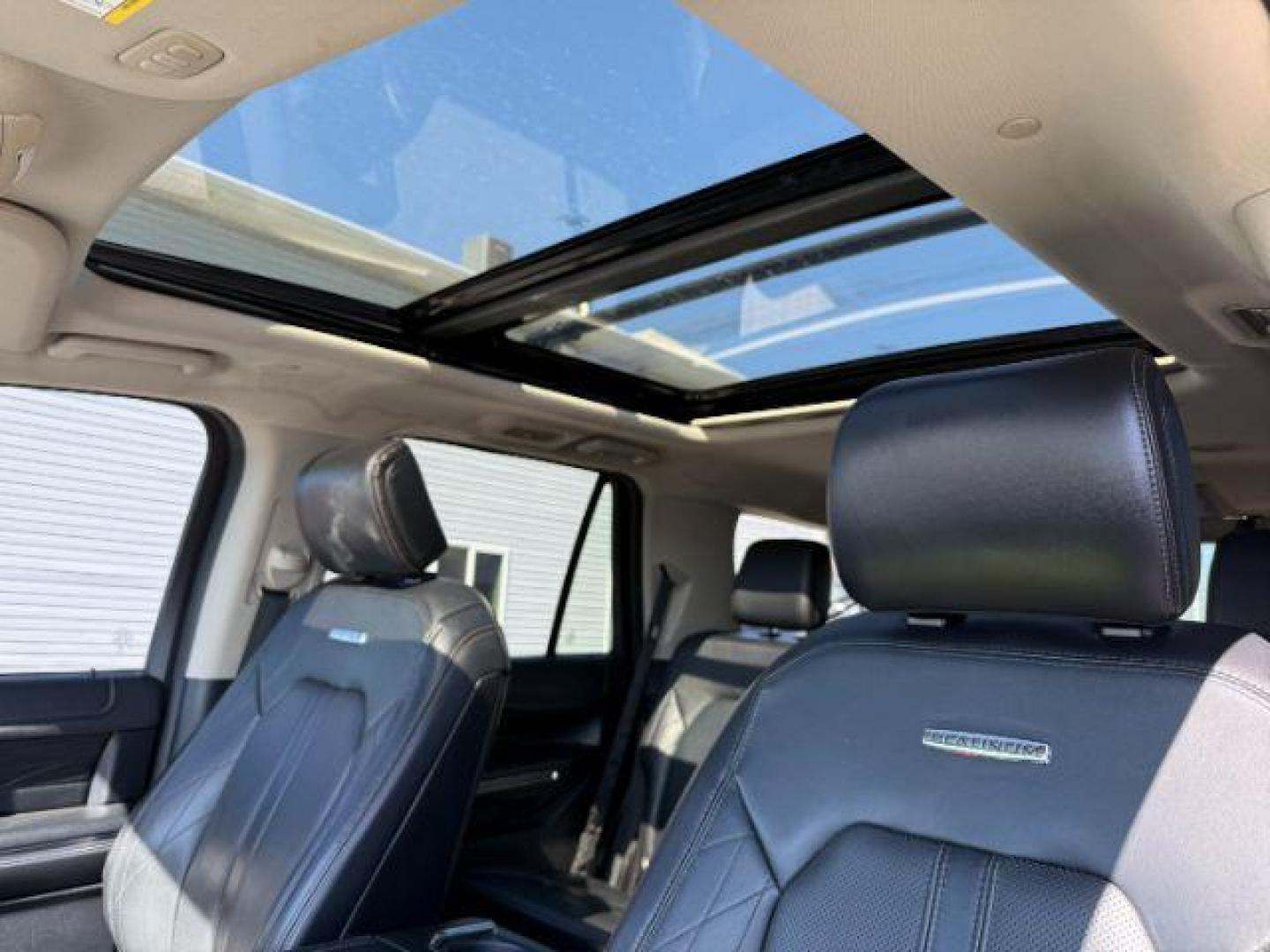 2019 BLACK /LEATHER Ford Expedition Platinum 4WD (1FMJU1MT0KE) with an 3.5L V6 DOHC 24V FFV engine, 6-Speed Automatic transmission, located at 1235 N Woodruff Ave., Idaho Falls, 83401, (208) 523-1053, 43.507172, -112.000488 - Photo#22