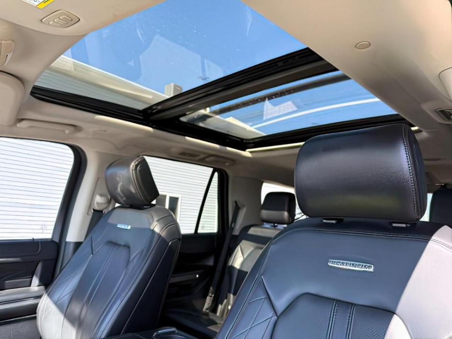 2019 BLACK /LEATHER Ford Expedition (1FMJU1MT0KE) with an 35L V6 DOHC 24V FFV engine, Automatic transmission, located at 1175 N Woodruff Ave, Idaho Falls, ID, 83401, 43.506901, -111.999657 - At Timberline Auto, finding a great deal on your next vehicle is always easy! Our experienced sales staff's goal is to help find you the right vehicle at the right price! Our knowledgeable finance department has options for almost any credit score. We offer extended service contract options to prote - Photo#22