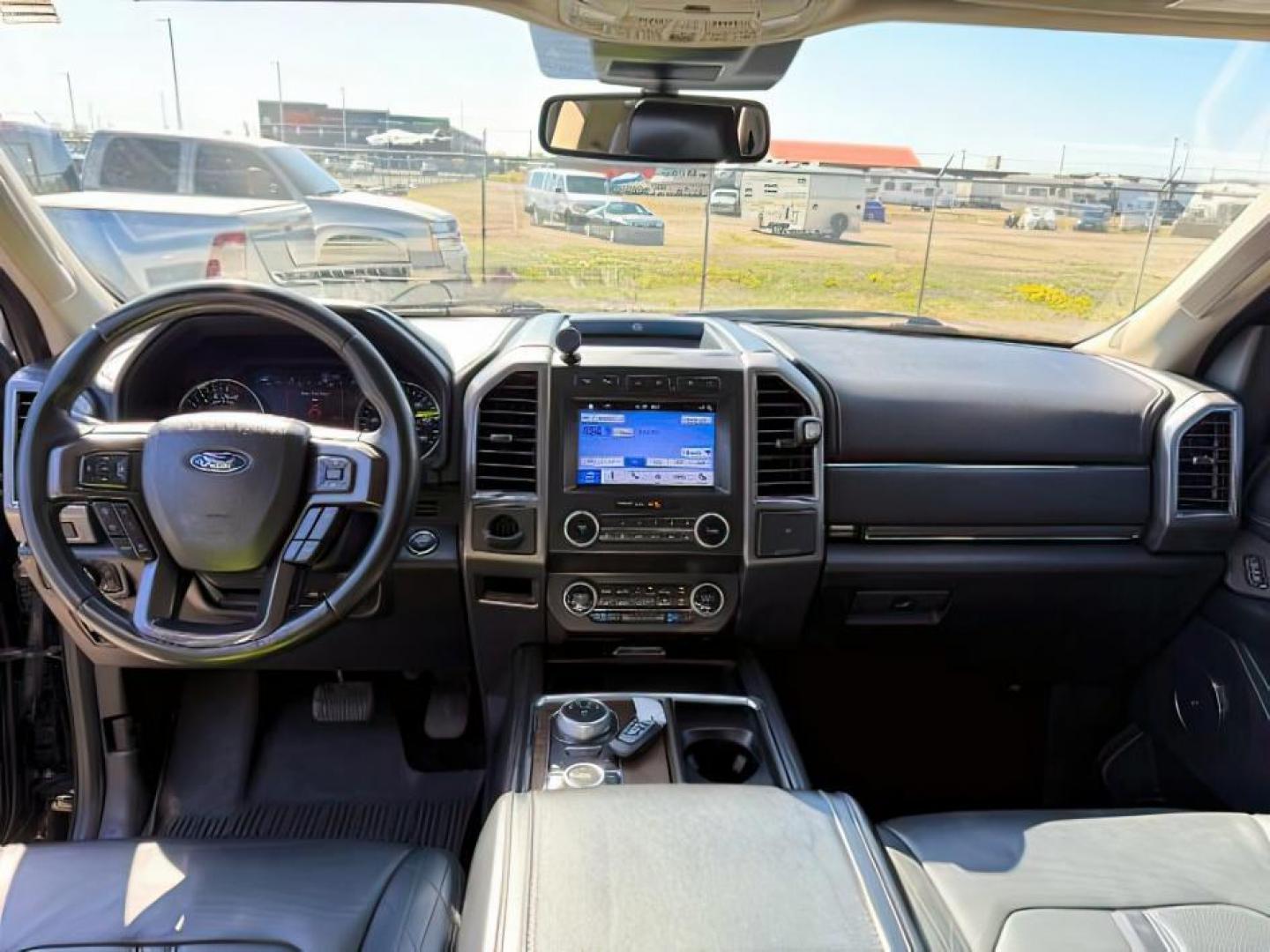 2019 BLACK /LEATHER Ford Expedition (1FMJU1MT0KE) with an 35L V6 DOHC 24V FFV engine, Automatic transmission, located at 1175 N Woodruff Ave, Idaho Falls, ID, 83401, 43.506901, -111.999657 - At Timberline Auto, finding a great deal on your next vehicle is always easy! Our experienced sales staff's goal is to help find you the right vehicle at the right price! Our knowledgeable finance department has options for almost any credit score. We offer extended service contract options to prote - Photo#25