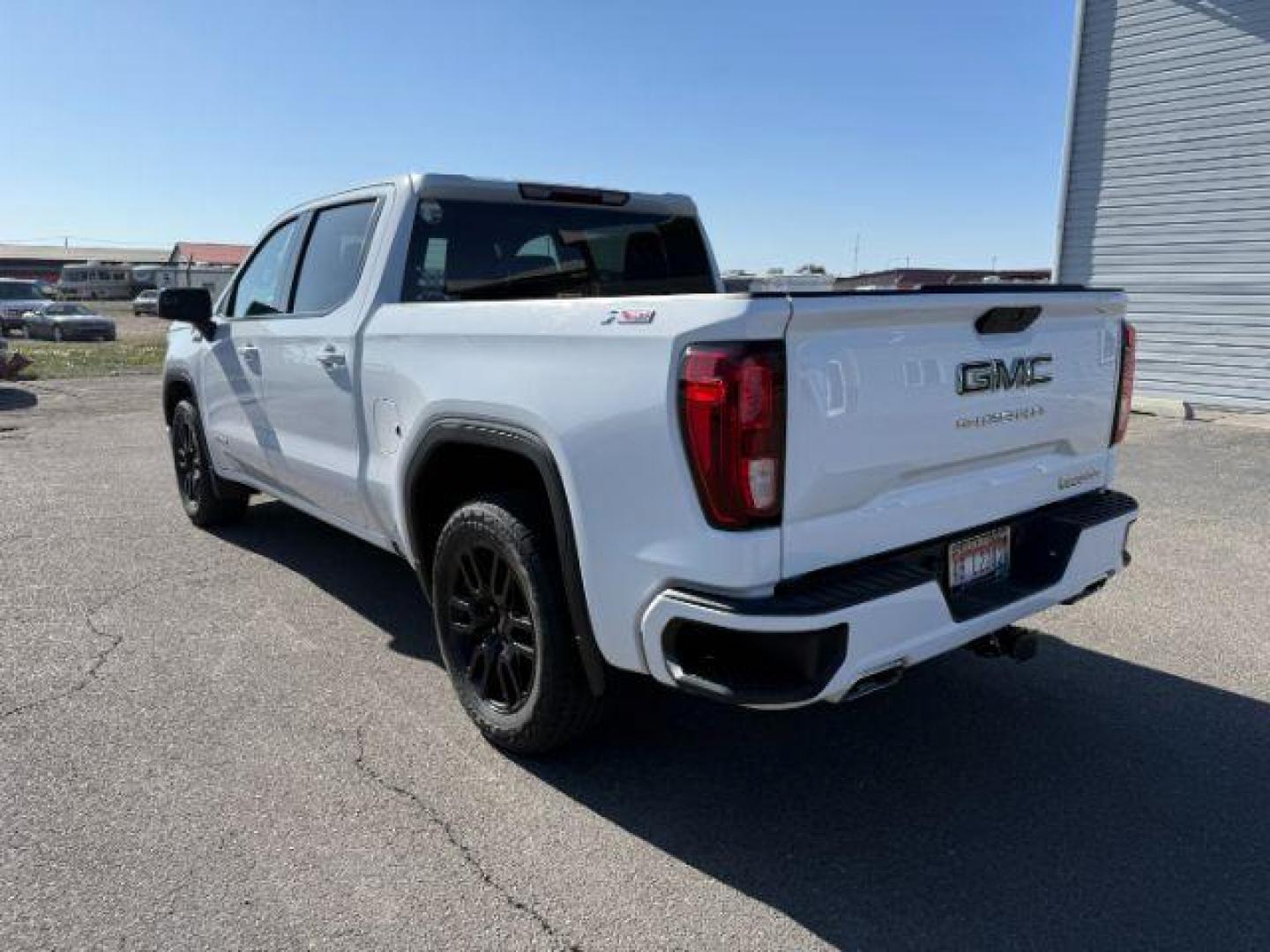 2021 Summit White /Jet Black GMC Sierra 1500 4WD Crew Cab Short Box Elevation (3GTU9CET8MG) with an Duramax 3L I-6 diesel direct injection engine, AUTOMATIC transmission, located at 1235 N Woodruff Ave., Idaho Falls, 83401, (208) 523-1053, 43.507172, -112.000488 - At Timberline Auto, finding a great deal on your next vehicle is always easy! Our experienced sales staff's goal is to help find you the right vehicle at the right price! Our knowledgeable finance department has options for almost any credit score. We offer extended service contract options to prote - Photo#2