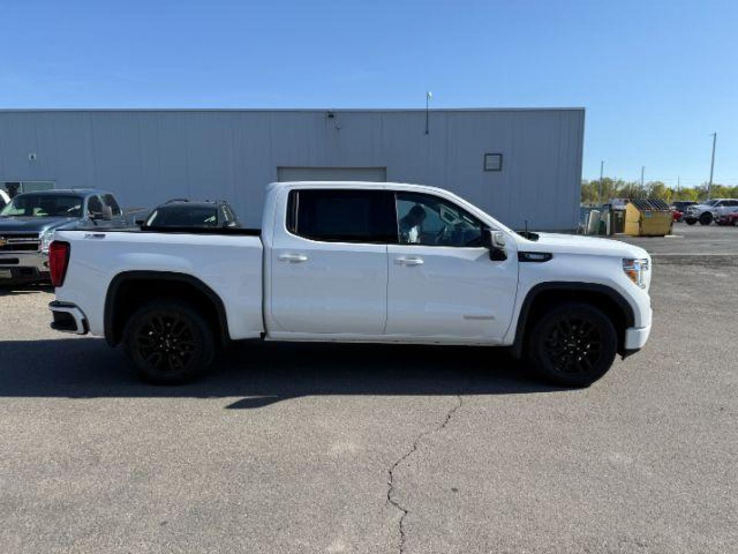 2021 Summit White /Jet Black GMC Sierra 1500 4WD Crew Cab Short Box Elevation (3GTU9CET8MG) with an Duramax 3L I-6 diesel direct injection engine, AUTOMATIC transmission, located at 1235 N Woodruff Ave., Idaho Falls, 83401, (208) 523-1053, 43.507172, -112.000488 - At Timberline Auto, finding a great deal on your next vehicle is always easy! Our experienced sales staff's goal is to help find you the right vehicle at the right price! Our knowledgeable finance department has options for almost any credit score. We offer extended service contract options to prote - Photo#7