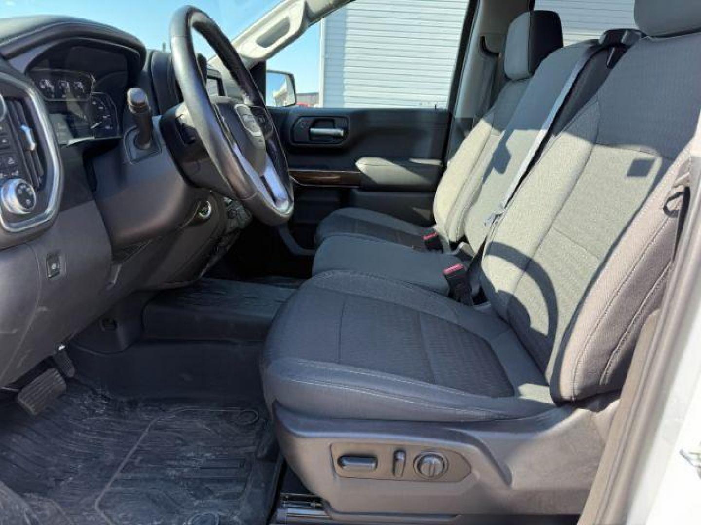2021 Summit White /Jet Black GMC Sierra 1500 4WD Crew Cab Short Box Elevation (3GTU9CET8MG) with an Duramax 3L I-6 diesel direct injection engine, AUTOMATIC transmission, located at 1235 N Woodruff Ave., Idaho Falls, 83401, (208) 523-1053, 43.507172, -112.000488 - At Timberline Auto, finding a great deal on your next vehicle is always easy! Our experienced sales staff's goal is to help find you the right vehicle at the right price! Our knowledgeable finance department has options for almost any credit score. We offer extended service contract options to prote - Photo#12