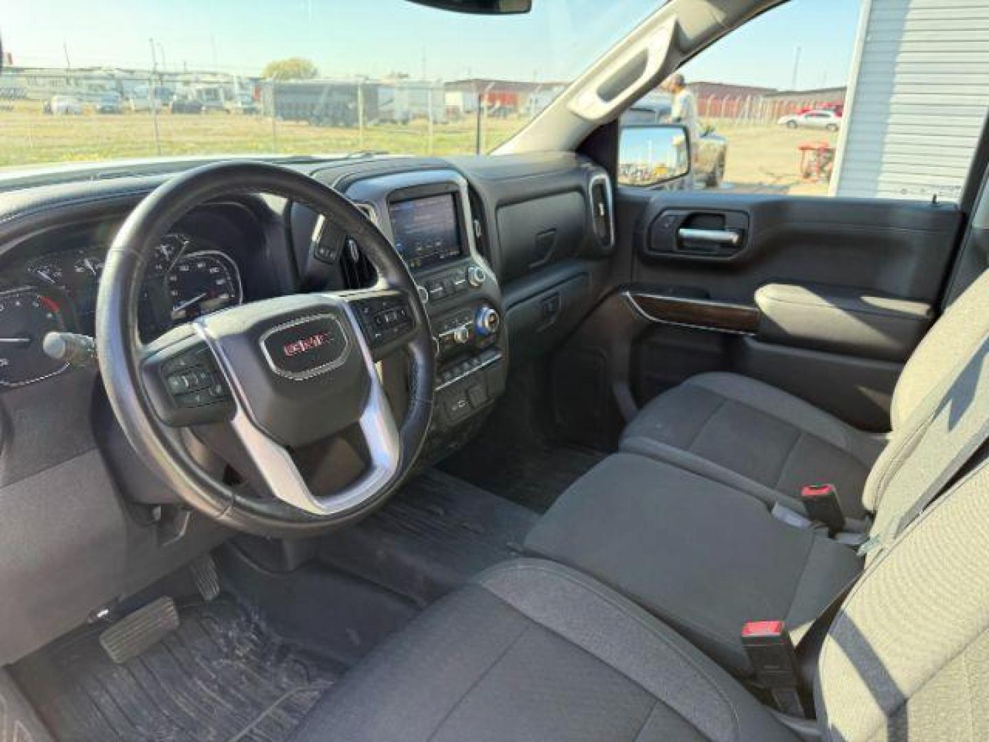 2021 Summit White /Jet Black GMC Sierra 1500 4WD Crew Cab Short Box Elevation (3GTU9CET8MG) with an Duramax 3L I-6 diesel direct injection engine, AUTOMATIC transmission, located at 1235 N Woodruff Ave., Idaho Falls, 83401, (208) 523-1053, 43.507172, -112.000488 - At Timberline Auto, finding a great deal on your next vehicle is always easy! Our experienced sales staff's goal is to help find you the right vehicle at the right price! Our knowledgeable finance department has options for almost any credit score. We offer extended service contract options to prote - Photo#13