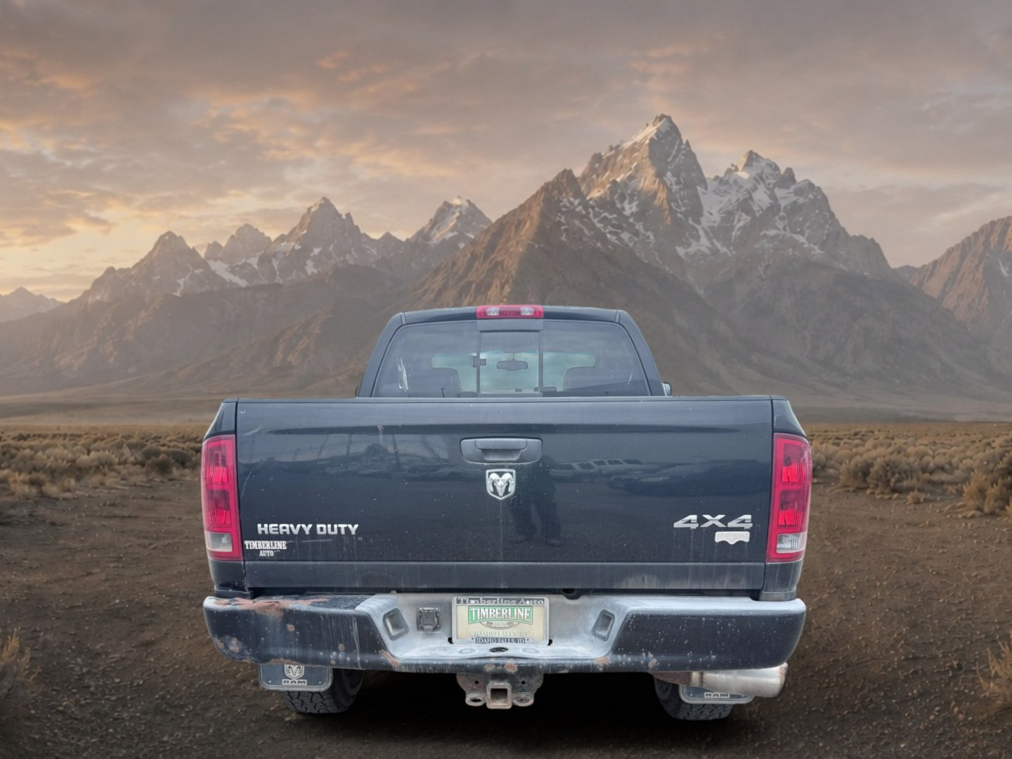 2005 BLACK /LEATHER Dodge Ram Pickup SLT (3D7LS38CX5G) with an 6 Cyl, 5.9L engine, 6-speed manual transmission, located at 1175 N Woodruff Ave, Idaho Falls, ID, 83401, 43.506901, -111.999657- Photo#3