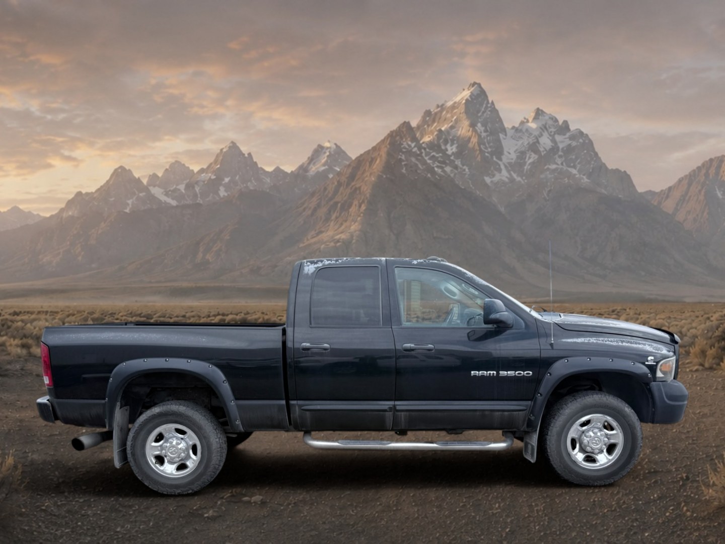2005 BLACK /LEATHER Dodge Ram Pickup SLT (3D7LS38CX5G) with an 6 Cyl, 5.9L engine, 6-speed manual transmission, located at 1175 N Woodruff Ave, Idaho Falls, ID, 83401, 43.506901, -111.999657- Photo#5