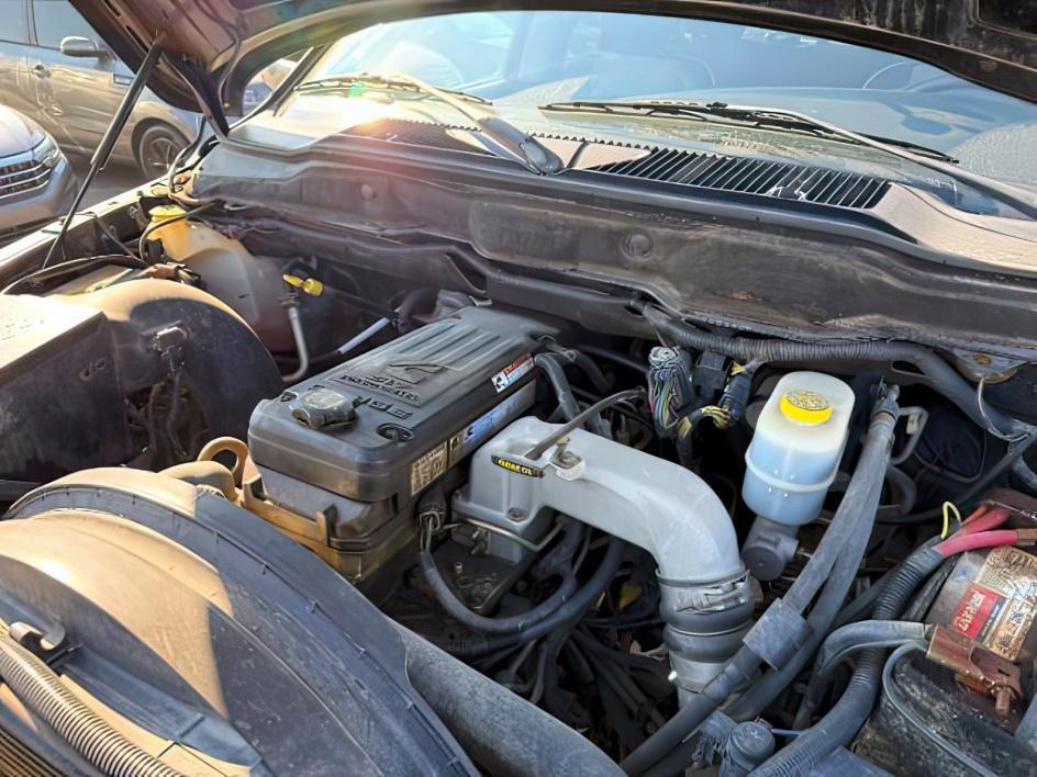 2005 BLACK /LEATHER Dodge Ram Pickup SLT (3D7LS38CX5G) with an 6 Cyl, 5.9L engine, 6-speed manual transmission, located at 1175 N Woodruff Ave, Idaho Falls, ID, 83401, 43.506901, -111.999657- Photo#40