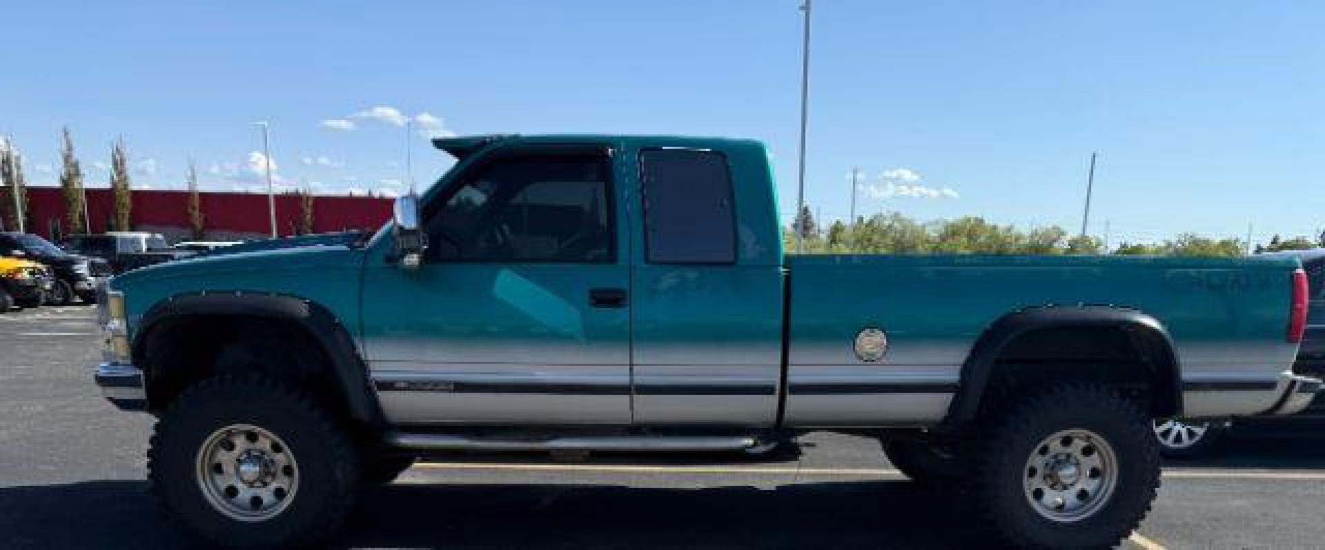 1994 GREEN /CLOTH Chevrolet K2500 Fleetside (1GCGK29N6RE) with an 7.4L V-8 regular unleaded engine, AUTOMATIC transmission, located at 1235 N Woodruff Ave., Idaho Falls, 83401, (208) 523-1053, 43.507172, -112.000488 - At Timberline Auto, finding a great deal on your next vehicle is always easy! Our experienced sales staff's goal is to help find you the right vehicle at the right price! Our knowledgeable finance department has options for almost any credit score. We offer extended service contract options to prote - Photo#0