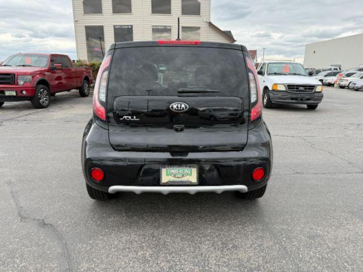 2019 Shadow Black /CLOTH Kia Soul PLUS (KNDJP3A53K7) with an 2L I-4 gasoline direct injection engine, AUTOMATIC transmission, located at 1235 N Woodruff Ave., Idaho Falls, 83401, (208) 523-1053, 43.507172, -112.000488 - At Timberline Auto, finding a great deal on your next vehicle is always easy! Our experienced sales staff's goal is to help find you the right vehicle at the right price! Our knowledgeable finance department has options for almost any credit score. We offer extended service contract options to prote - Photo#3