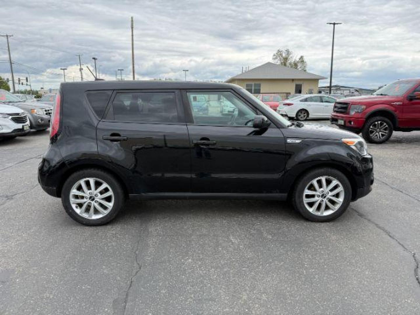 2019 Shadow Black /CLOTH Kia Soul PLUS (KNDJP3A53K7) with an 2L I-4 gasoline direct injection engine, AUTOMATIC transmission, located at 1235 N Woodruff Ave., Idaho Falls, 83401, (208) 523-1053, 43.507172, -112.000488 - At Timberline Auto, finding a great deal on your next vehicle is always easy! Our experienced sales staff's goal is to help find you the right vehicle at the right price! Our knowledgeable finance department has options for almost any credit score. We offer extended service contract options to prote - Photo#6