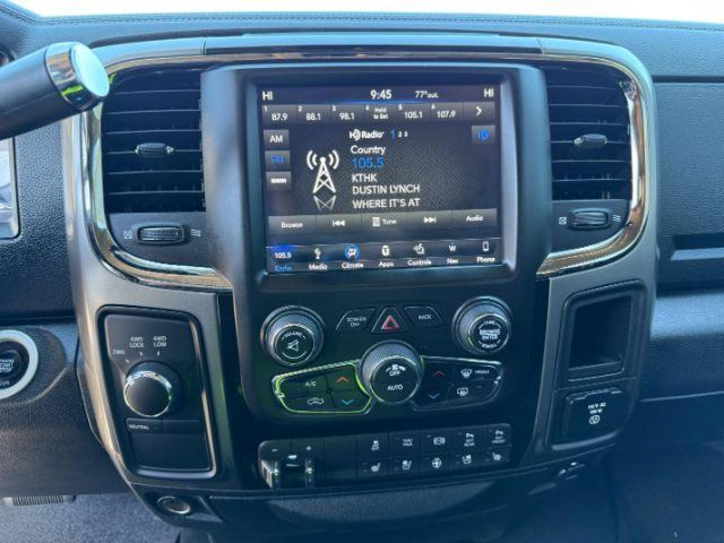 2018 BLACK /Black Ram 2500 Laramie Crew Cab 4x4 6'4 Box (3C6UR5FL3JG) with an 6.7 engine, AUTOMATIC transmission, located at 1235 N Woodruff Ave., Idaho Falls, 83401, (208) 523-1053, 43.507172, -112.000488 - At Timberline Auto, finding a great deal on your next vehicle is always easy! Our experienced sales staff's goal is to help find you the right vehicle at the right price! Our knowledgeable finance department has options for almost any credit score. We offer extended service contract options to prote - Photo#14