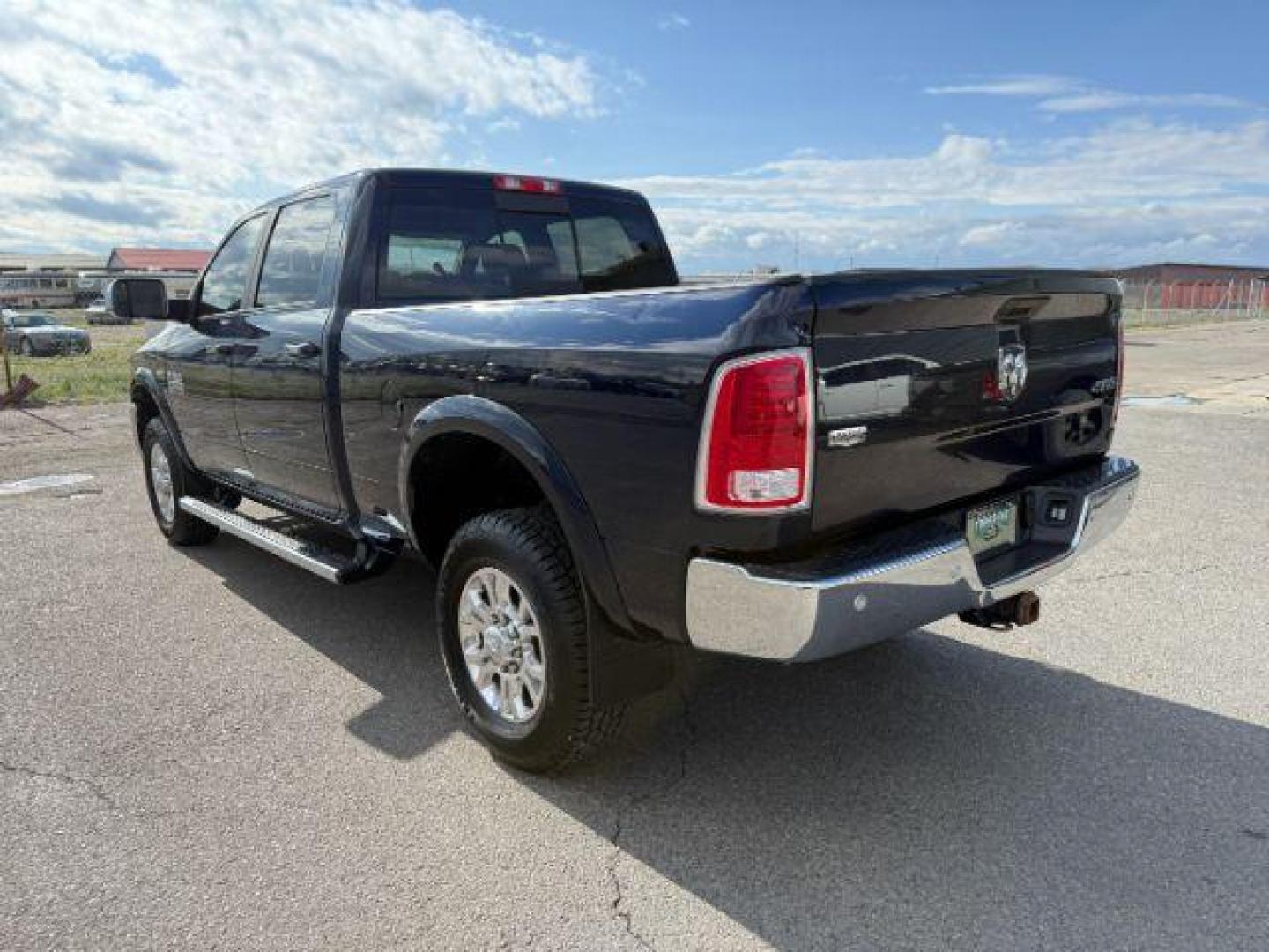 2018 True Blue Pearlcoat /Black Ram 2500 Laramie Crew Cab 4x4 6'4 Box (3C6UR5FJ9JG) with an HEMI 6.4L V-8 VVT variable valve control engine, AUTOMATIC transmission, located at 1235 N Woodruff Ave., Idaho Falls, 83401, (208) 523-1053, 43.507172, -112.000488 - At Timberline Auto, finding a great deal on your next vehicle is always easy! Our experienced sales staff's goal is to help find you the right vehicle at the right price! Our knowledgeable finance department has options for almost any credit score. We offer extended service contract options to prote - Photo#25