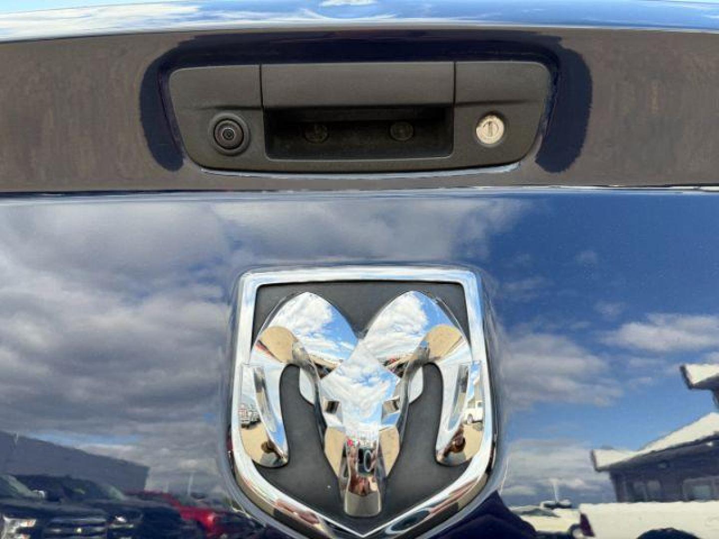 2018 True Blue Pearlcoat /Black Ram 2500 Laramie Crew Cab 4x4 6'4 Box (3C6UR5FJ9JG) with an HEMI 6.4L V-8 VVT variable valve control engine, AUTOMATIC transmission, located at 1235 N Woodruff Ave., Idaho Falls, 83401, (208) 523-1053, 43.507172, -112.000488 - At Timberline Auto, finding a great deal on your next vehicle is always easy! Our experienced sales staff's goal is to help find you the right vehicle at the right price! Our knowledgeable finance department has options for almost any credit score. We offer extended service contract options to prote - Photo#27