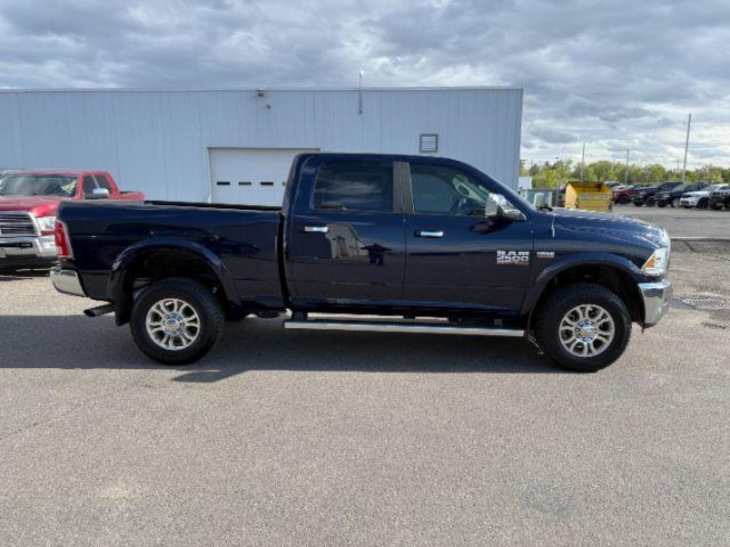 2018 True Blue Pearlcoat /Black Ram 2500 Laramie Crew Cab 4x4 6'4 Box (3C6UR5FJ9JG) with an HEMI 6.4L V-8 VVT variable valve control engine, AUTOMATIC transmission, located at 1235 N Woodruff Ave., Idaho Falls, 83401, (208) 523-1053, 43.507172, -112.000488 - At Timberline Auto, finding a great deal on your next vehicle is always easy! Our experienced sales staff's goal is to help find you the right vehicle at the right price! Our knowledgeable finance department has options for almost any credit score. We offer extended service contract options to prote - Photo#30