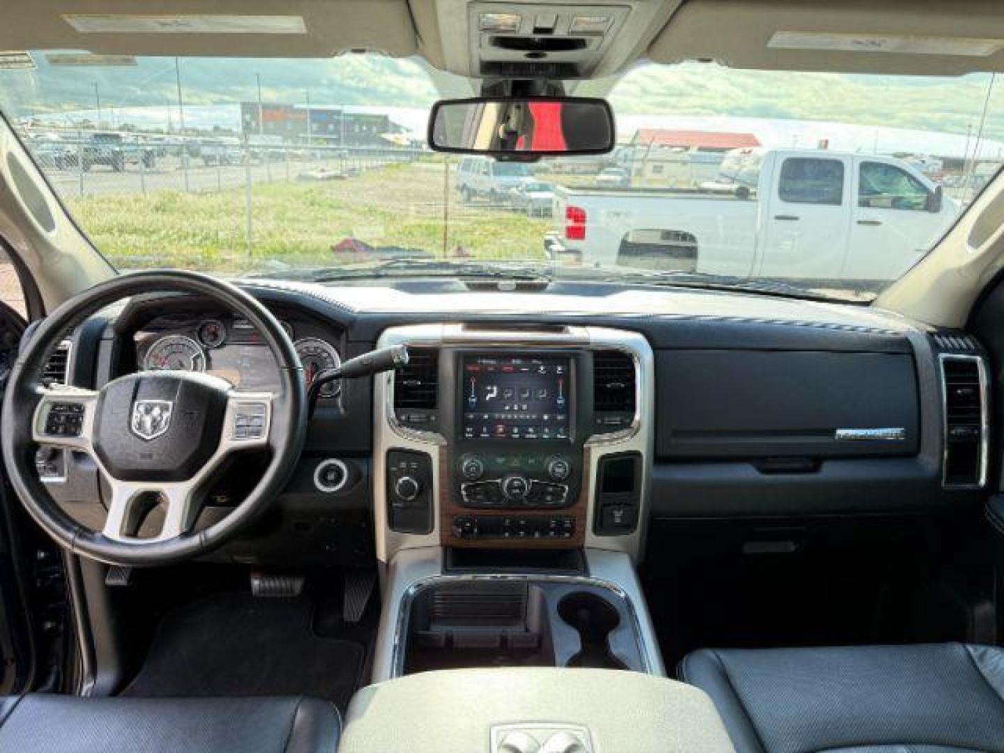 2018 True Blue Pearlcoat /Black Ram 2500 Laramie Crew Cab 4x4 6'4 Box (3C6UR5FJ9JG) with an HEMI 6.4L V-8 VVT variable valve control engine, AUTOMATIC transmission, located at 1235 N Woodruff Ave., Idaho Falls, 83401, (208) 523-1053, 43.507172, -112.000488 - At Timberline Auto, finding a great deal on your next vehicle is always easy! Our experienced sales staff's goal is to help find you the right vehicle at the right price! Our knowledgeable finance department has options for almost any credit score. We offer extended service contract options to prote - Photo#42