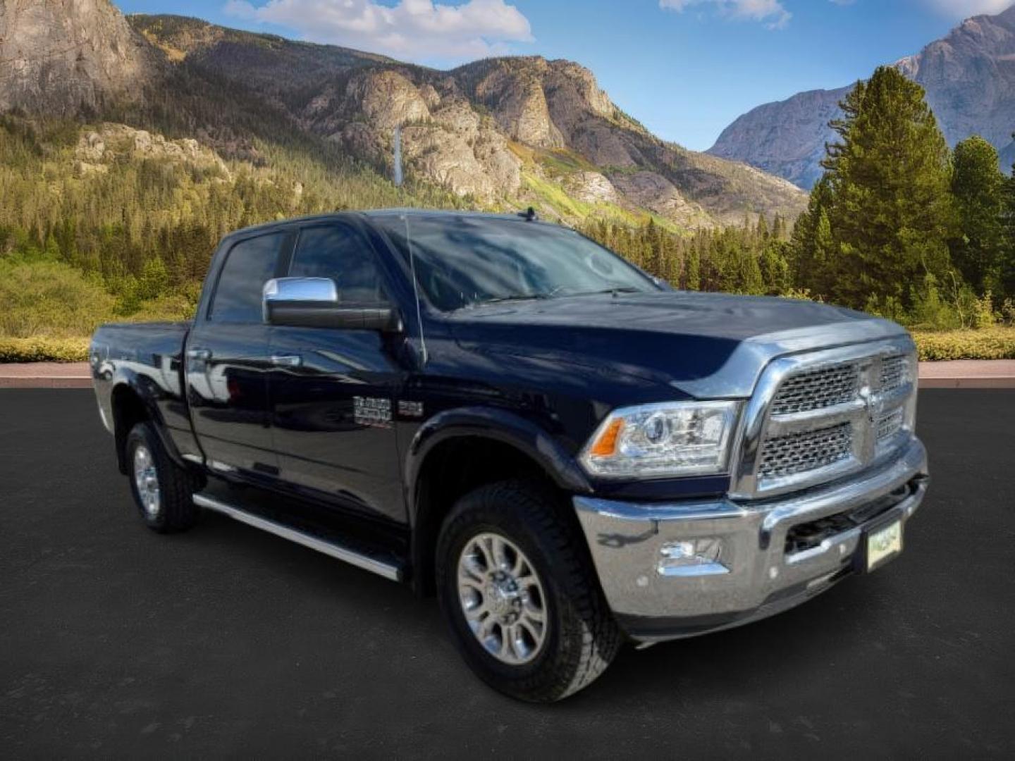 2018 True Blue Pearlcoat /Black Ram 2500 Laramie Crew Cab 4x4 6'4 Box (3C6UR5FJ9JG) with an HEMI 6.4L V-8 VVT variable valve control engine, AUTOMATIC transmission, located at 1235 N Woodruff Ave., Idaho Falls, 83401, (208) 523-1053, 43.507172, -112.000488 - At Timberline Auto, finding a great deal on your next vehicle is always easy! Our experienced sales staff's goal is to help find you the right vehicle at the right price! Our knowledgeable finance department has options for almost any credit score. We offer extended service contract options to prote - Photo#8