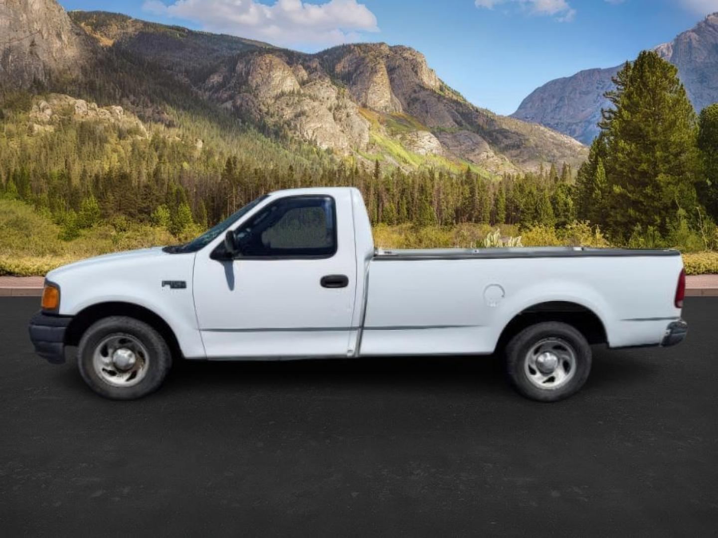 2004 Oxford White /Medium Graphite Ford F-150 Heritage XL (2FTRF17214C) with an 4.2L V-6 regular unleaded engine, AUTOMATIC transmission, located at 1235 N Woodruff Ave., Idaho Falls, 83401, (208) 523-1053, 43.507172, -112.000488 - At Timberline Auto, finding a great deal on your next vehicle is always easy! Our experienced sales staff's goal is to help find you the right vehicle at the right price! Our knowledgeable finance department has options for almost any credit score. We offer extended service contract options to prote - Photo#0