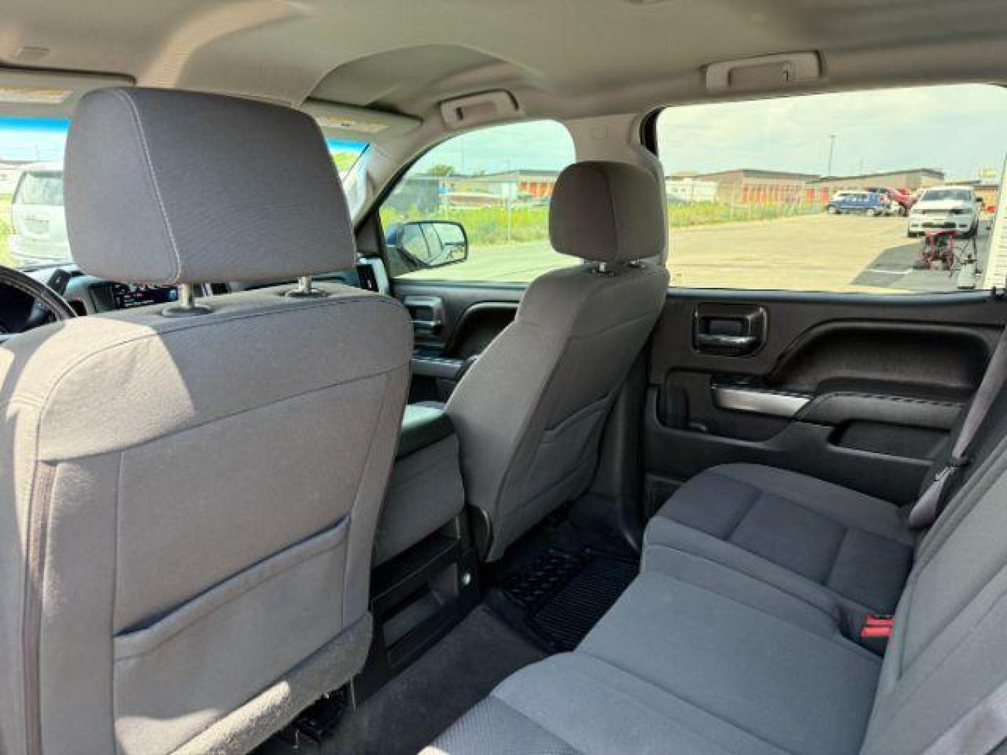 2017 BLUE /Jet Black Chevrolet Silverado 1500 1LT (3GCUKREC7HG) with an 5.3 engine, AUTOMATIC transmission, located at 1235 N Woodruff Ave., Idaho Falls, 83401, (208) 523-1053, 43.507172, -112.000488 - At Timberline Auto, finding a great deal on your next vehicle is always easy! Our experienced sales staff's goal is to help find you the right vehicle at the right price! Our knowledgeable finance department has options for almost any credit score. We offer extended service contract options to prote - Photo#42
