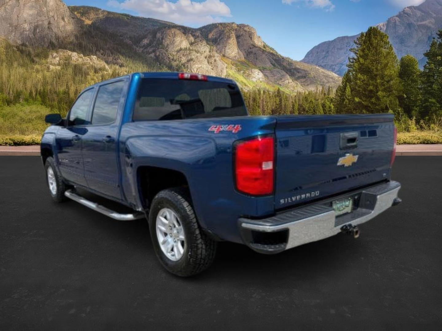 2017 BLUE /Jet Black Chevrolet Silverado 1500 1LT (3GCUKREC7HG) with an 5.3 engine, AUTOMATIC transmission, located at 1235 N Woodruff Ave., Idaho Falls, 83401, (208) 523-1053, 43.507172, -112.000488 - At Timberline Auto, finding a great deal on your next vehicle is always easy! Our experienced sales staff's goal is to help find you the right vehicle at the right price! Our knowledgeable finance department has options for almost any credit score. We offer extended service contract options to prote - Photo#2