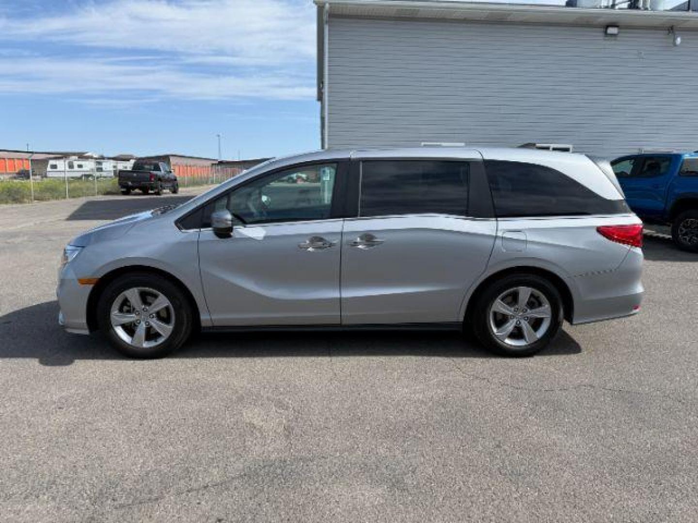 2019 Lunar Silver Metallic /Gray Honda Odyssey EX-L (5FNRL6H79KB) with an 3.5L V-6 gasoline direct injection engine, AUTOMATIC transmission, located at 1235 N Woodruff Ave., Idaho Falls, 83401, (208) 523-1053, 43.507172, -112.000488 - At Timberline Auto, finding a great deal on your next vehicle is always easy! Our experienced sales staff's goal is to help find you the right vehicle at the right price! Our knowledgeable finance department has options for almost any credit score. We offer extended service contract options to prote - Photo#1