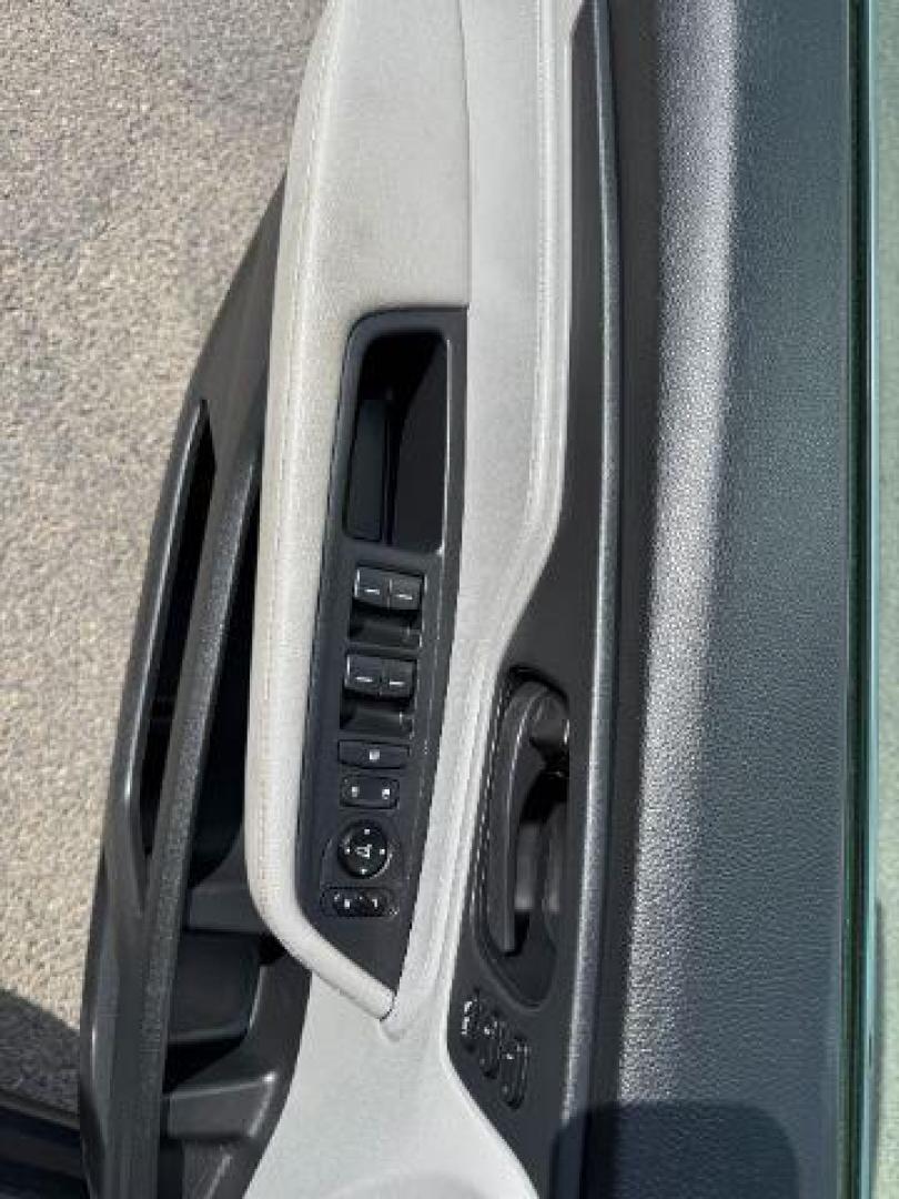 2019 Lunar Silver Metallic /Gray Honda Odyssey EX-L (5FNRL6H79KB) with an 3.5L V-6 gasoline direct injection engine, AUTOMATIC transmission, located at 1235 N Woodruff Ave., Idaho Falls, 83401, (208) 523-1053, 43.507172, -112.000488 - At Timberline Auto, finding a great deal on your next vehicle is always easy! Our experienced sales staff's goal is to help find you the right vehicle at the right price! Our knowledgeable finance department has options for almost any credit score. We offer extended service contract options to prote - Photo#19