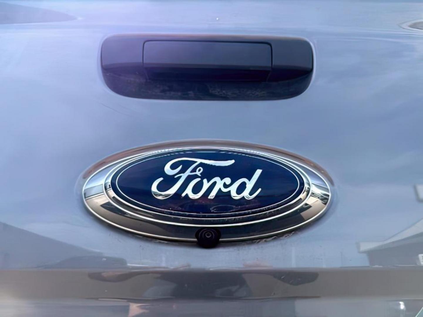 2022 Carbonized Gray Metallic /Ebony Ford Ranger XL (1FTER4FH2NL) with an EcoBoost 2.3L I-4 gasoline direct injection engine, AUTOMATIC transmission, located at 1235 N Woodruff Ave., Idaho Falls, 83401, (208) 523-1053, 43.507172, -112.000488 - At Timberline Auto, finding a great deal on your next vehicle is always easy! Our experienced sales staff's goal is to help find you the right vehicle at the right price! Our knowledgeable finance department has options for almost any credit score. We offer extended service contract options to prote - Photo#4
