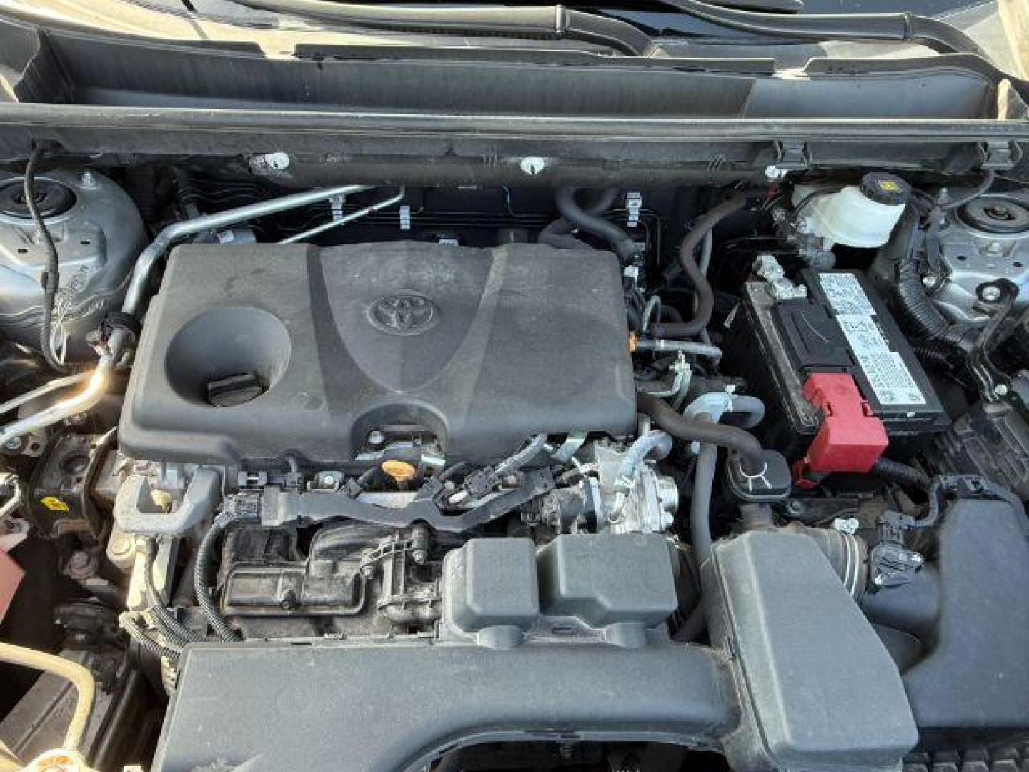 2022 Silver Sky Metallic /Black Toyota RAV4 Limited (2T3N1RFV8NW) with an Dynamic Force 2.5L I-4 port/direct injection engine, AUTOMATIC transmission, located at 1235 N Woodruff Ave., Idaho Falls, 83401, (208) 523-1053, 43.507172, -112.000488 - At Timberline Auto, finding a great deal on your next vehicle is always easy! Our experienced sales staff's goal is to help find you the right vehicle at the right price! Our knowledgeable finance department has options for almost any credit score. We offer extended service contract options to prote - Photo#21