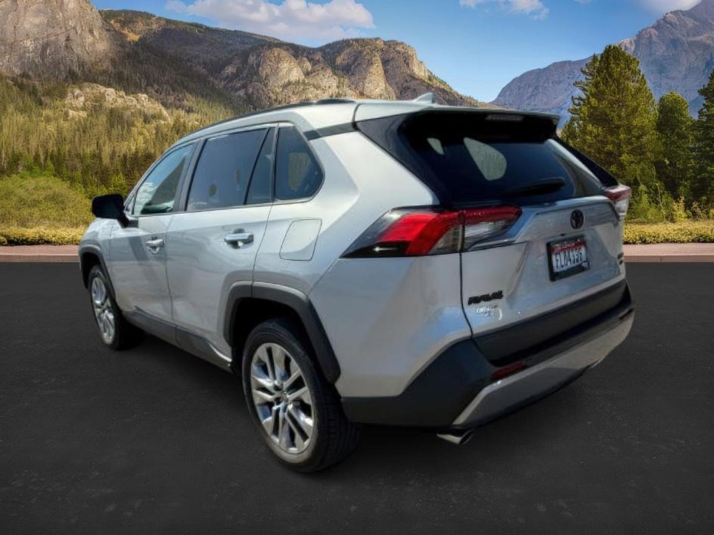 2022 Silver Sky Metallic /Black Toyota RAV4 (2T3N1RFV8NW) with an Dynamic Force 25L I-4 portdirect injection engine, Automatic transmission, located at 1175 N Woodruff Ave, Idaho Falls, ID, 83401, 43.506901, -111.999657 - At Timberline Auto, finding a great deal on your next vehicle is always easy! Our experienced sales staff's goal is to help find you the right vehicle at the right price! Our knowledgeable finance department has options for almost any credit score. We offer extended service contract options to prote - Photo#2