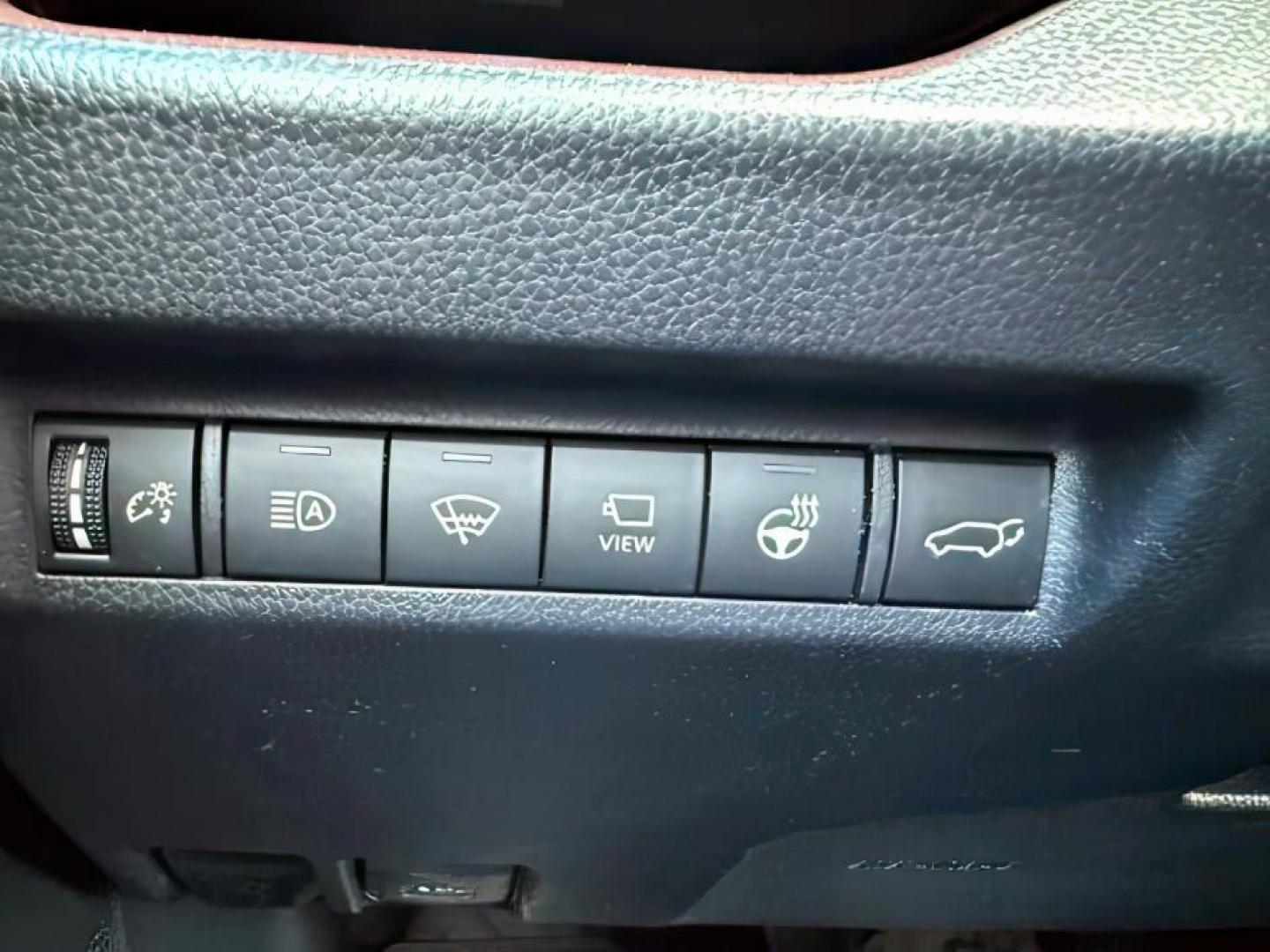2022 Silver Sky Metallic /Black Toyota RAV4 (2T3N1RFV8NW) with an Dynamic Force 25L I-4 portdirect injection engine, Automatic transmission, located at 1175 N Woodruff Ave, Idaho Falls, ID, 83401, 43.506901, -111.999657 - At Timberline Auto, finding a great deal on your next vehicle is always easy! Our experienced sales staff's goal is to help find you the right vehicle at the right price! Our knowledgeable finance department has options for almost any credit score. We offer extended service contract options to prote - Photo#17