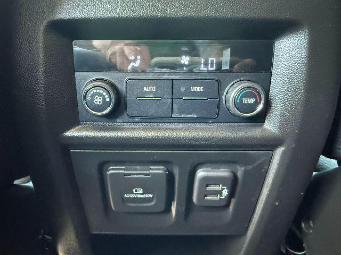2021 Mosaic Black Metallic /Jet Black Chevrolet Traverse AWD 2FL (1GNEVMKW9MJ) with an 3.6L V-6 gasoline direct injection engine, AUTOMATIC transmission, located at 1235 N Woodruff Ave., Idaho Falls, 83401, (208) 523-1053, 43.507172, -112.000488 - At Timberline Auto, finding a great deal on your next vehicle is always easy! Our experienced sales staff's goal is to help find you the right vehicle at the right price! Our knowledgeable finance department has options for almost any credit score. We offer extended service contract options to prote - Photo#41