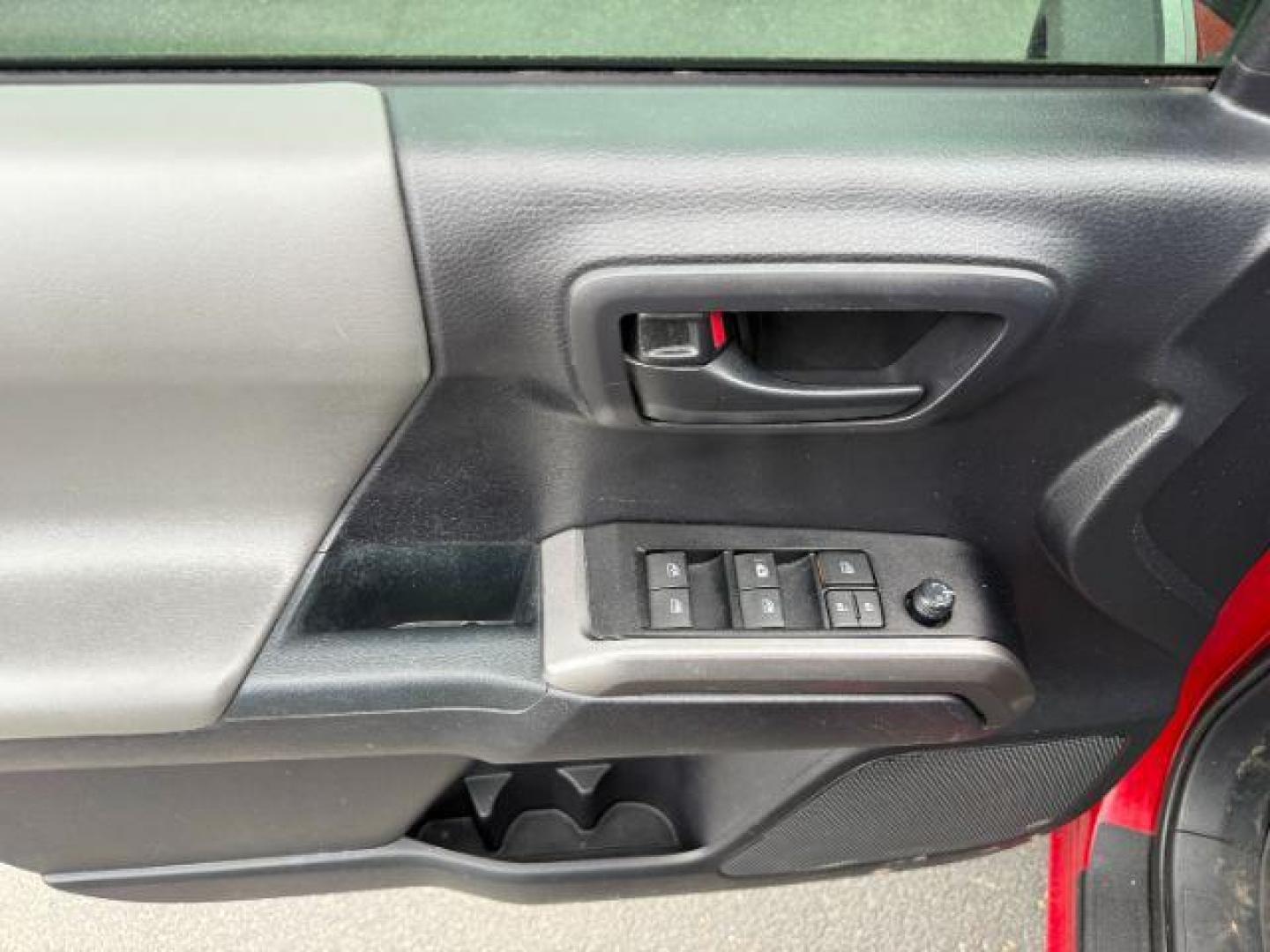 2020 Barcelona Red Metallic /Cement Toyota Tacoma SR5 V6 (3TMDZ5BN1LM) with an 3.5L V-6 port/direct injection engine, AUTOMATIC transmission, located at 1235 N Woodruff Ave., Idaho Falls, 83401, (208) 523-1053, 43.507172, -112.000488 - At Timberline Auto, finding a great deal on your next vehicle is always easy! Our experienced sales staff's goal is to help find you the right vehicle at the right price! Our knowledgeable finance department has options for almost any credit score. We offer extended service contract options to prote - Photo#18