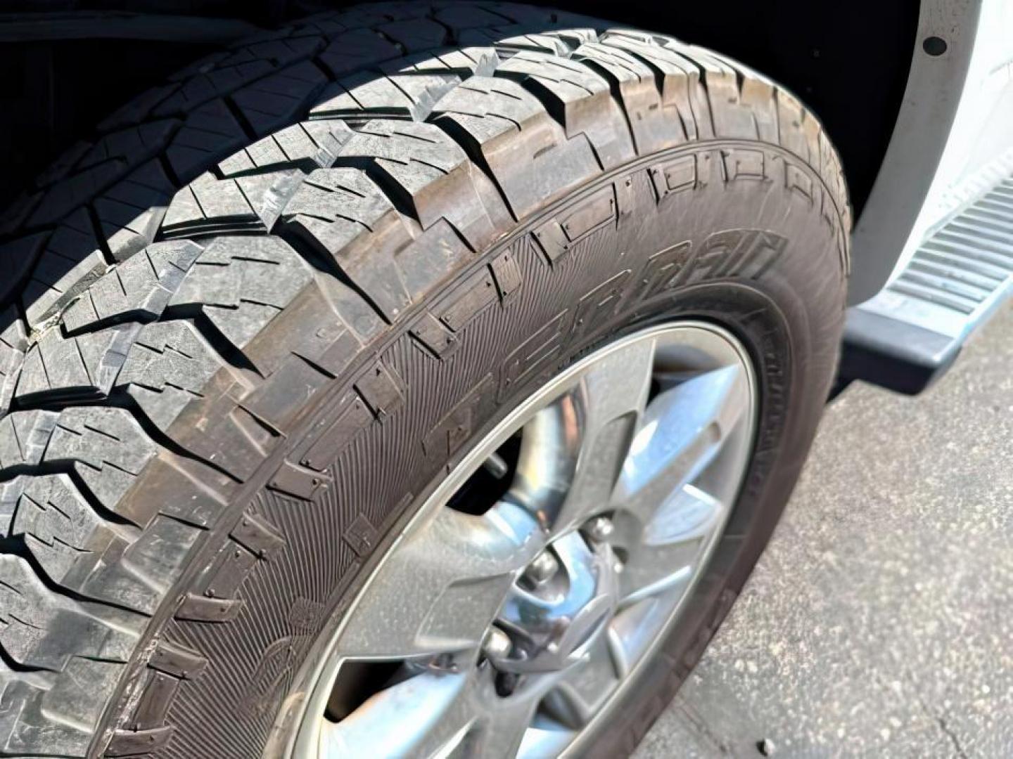 2013 Oxford White /Black Ford F-150 (1FTFW1ET3DK) with an EcoBoost 35L V-6 gasoline direct injection engine, Automatic transmission, located at 1175 N Woodruff Ave, Idaho Falls, ID, 83401, 43.506901, -111.999657 - At Timberline Auto, finding a great deal on your next vehicle is always easy! Our experienced sales staff's goal is to help find you the right vehicle at the right price! Our knowledgeable finance department has options for almost any credit score. We offer extended service contract options to prote - Photo#9